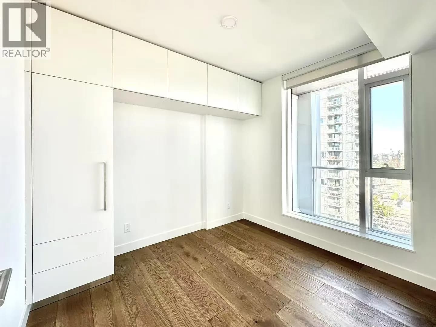 #2602 6000 MCKAY AVENUE, Burnaby, BC photo 5