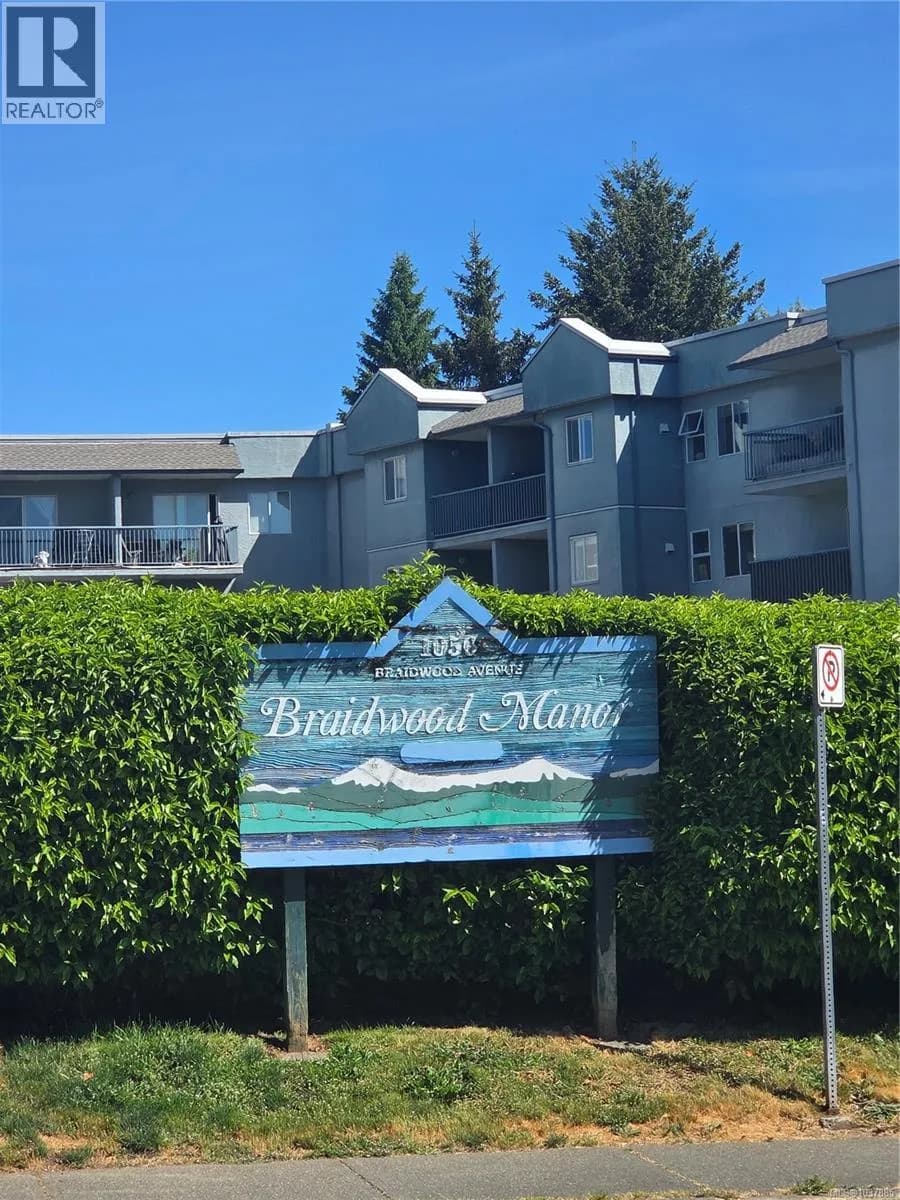 #107 1050 Braidwood Rd, Courtenay, BC photo 1