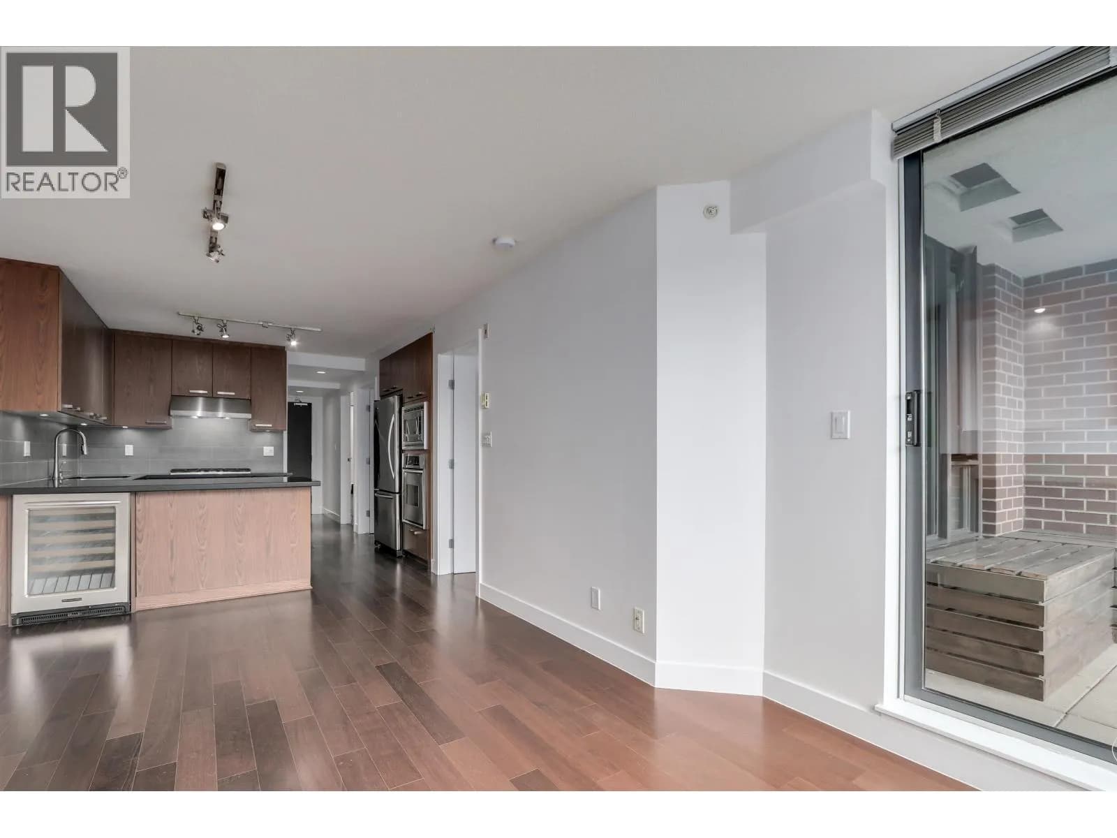 #221 3228 TUPPER STREET, Vancouver, BC photo 5
