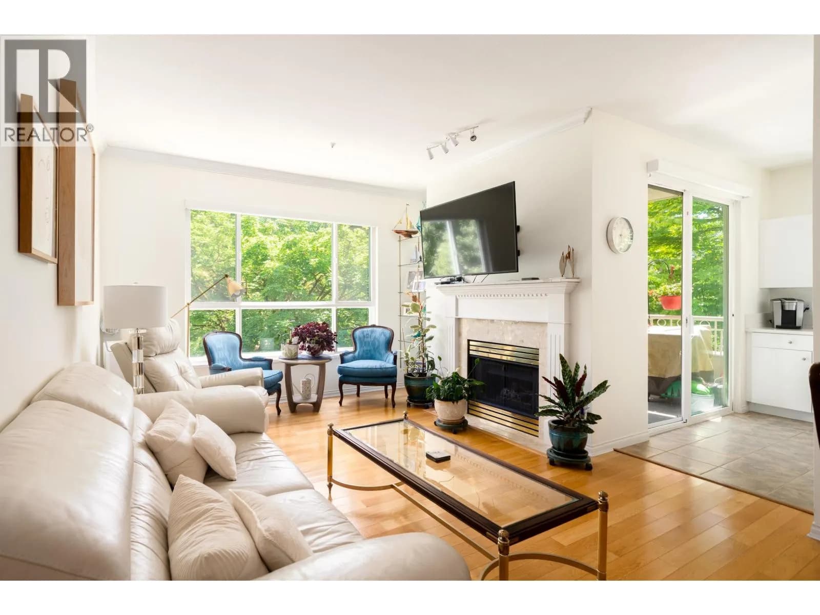 #229 3098 GUILDFORD WAY, Coquitlam, BC photo 2