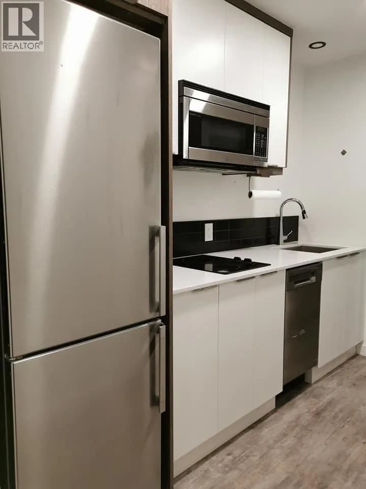 #203 1083 K.L.O. Road, Kelowna, BC photo 2