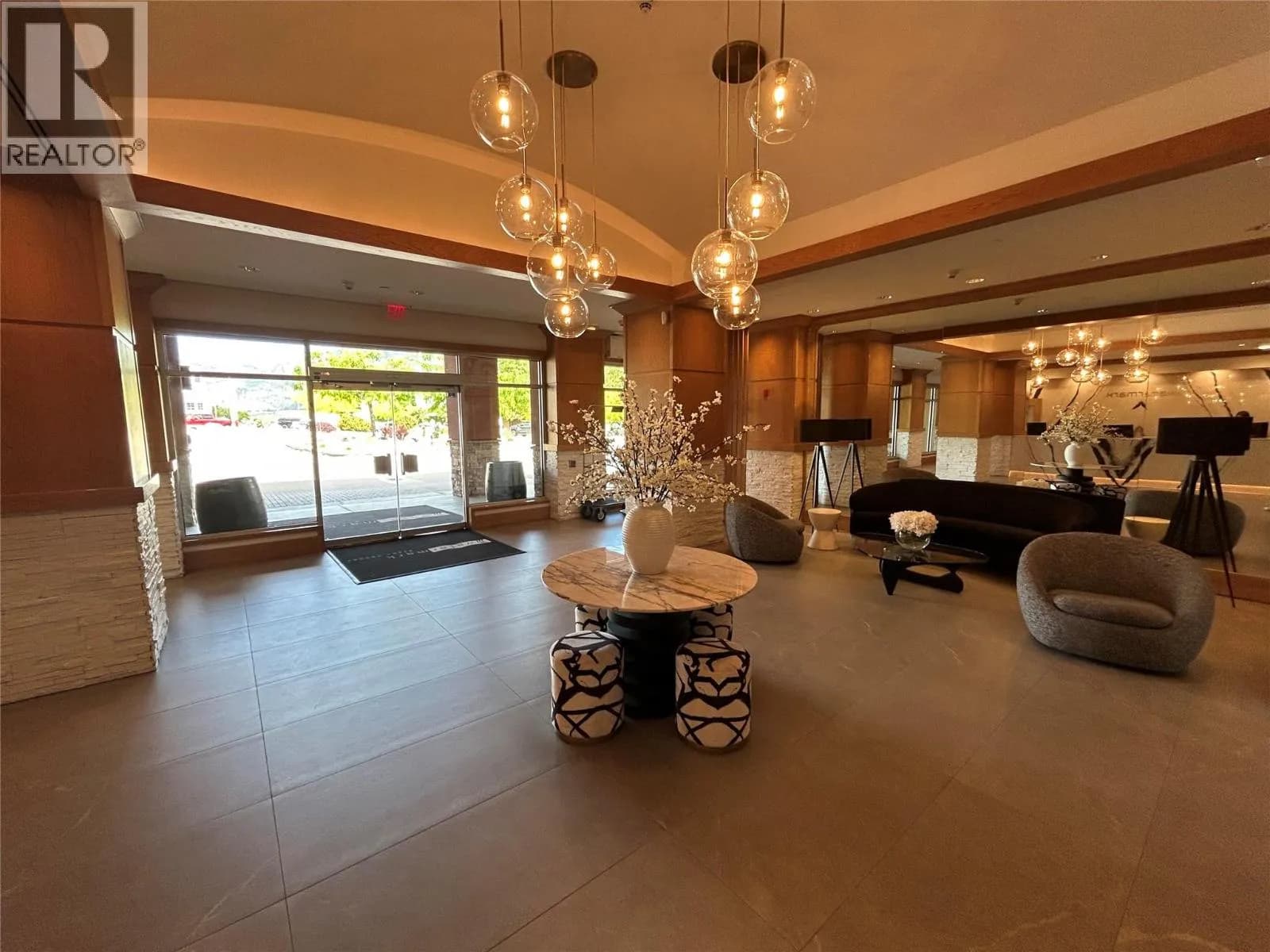 15 Park Place, Osoyoos