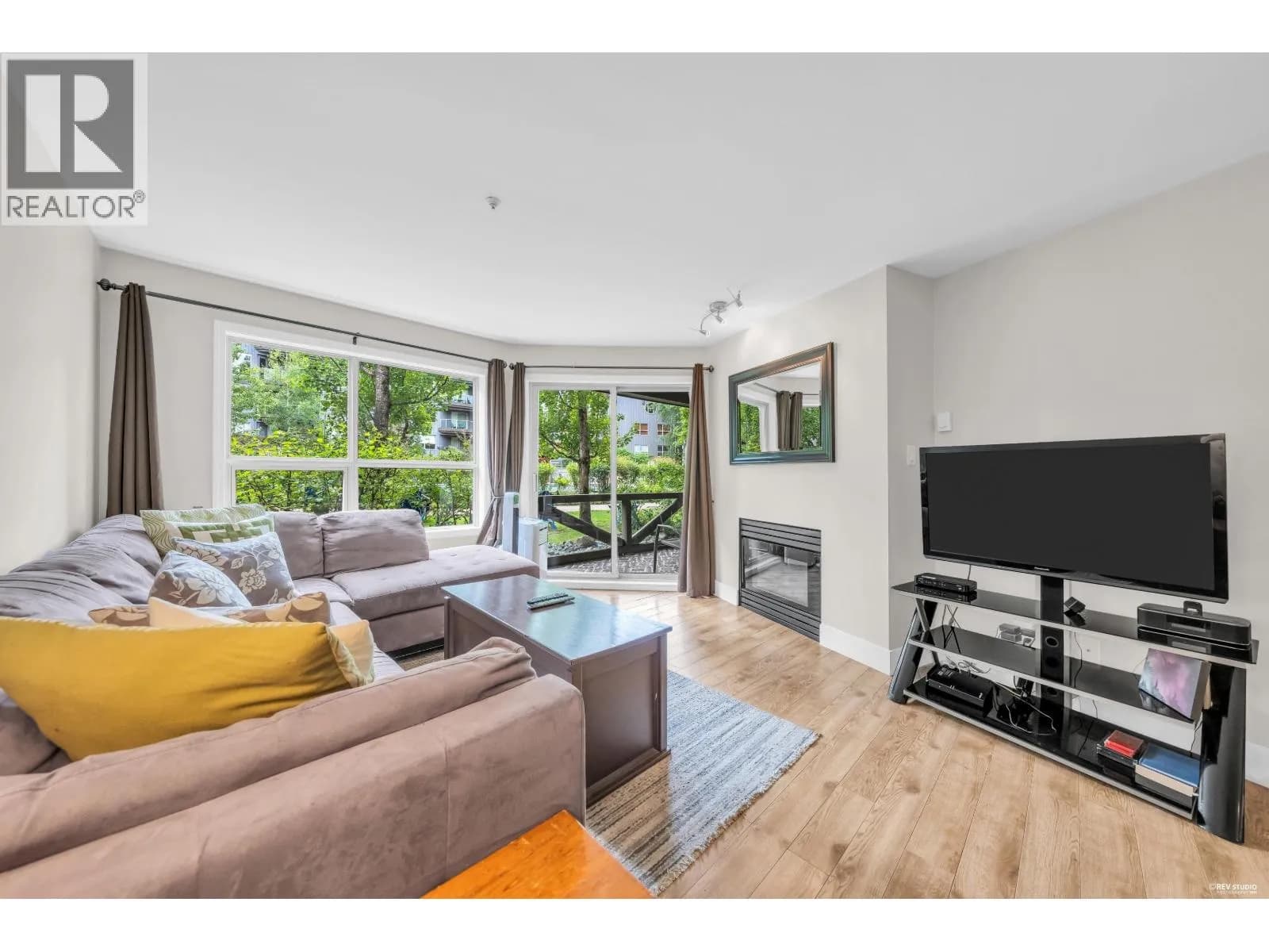 #103 4800 SPEARHEAD DRIVE, Whistler, BC photo 1