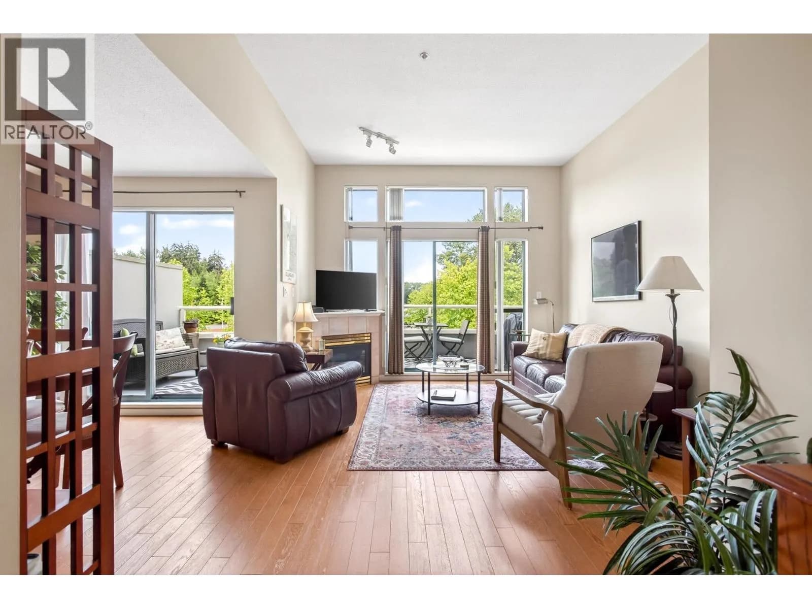 #409 220 NEWPORT DRIVE, Port Moody, BC photo 4