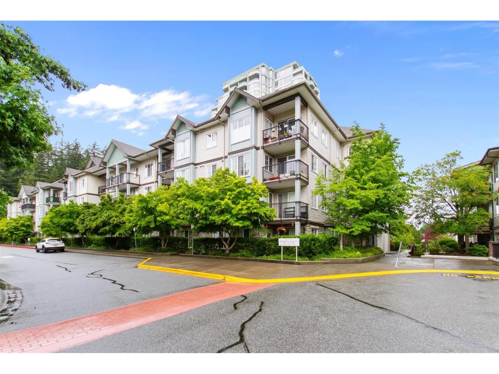 14877 100 AVENUE, Surrey