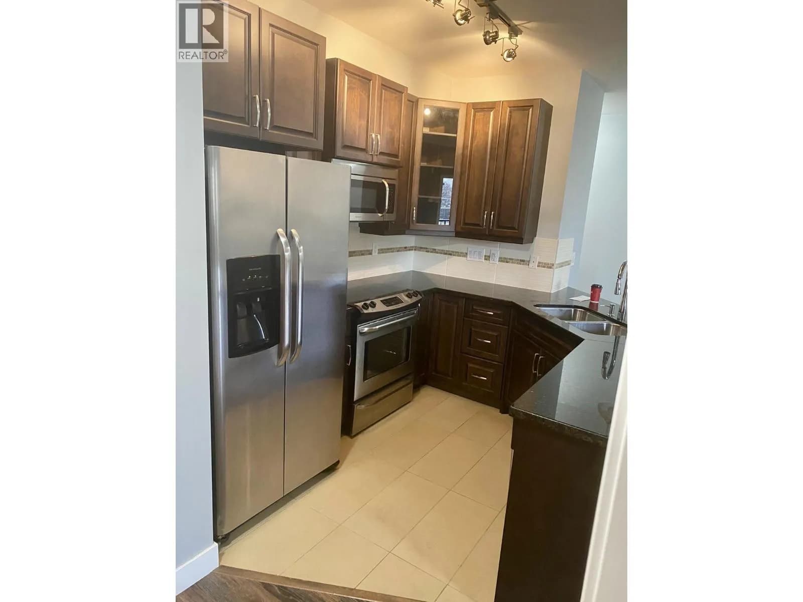 #317 11935 BURNETT STREET, Maple Ridge, BC photo 2