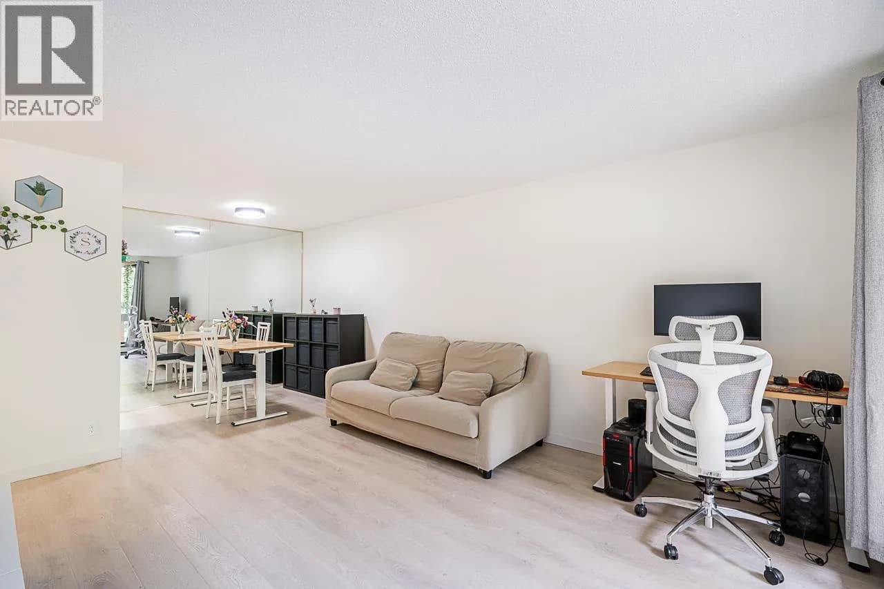 #210 8640 CITATION DRIVE, Richmond, BC photo 5