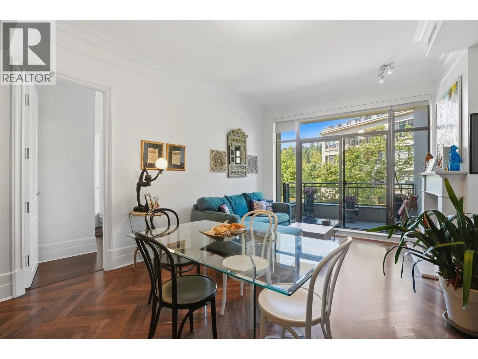 #203 540 WATERS EDGE CRESCENT, West Vancouver, BC photo 2