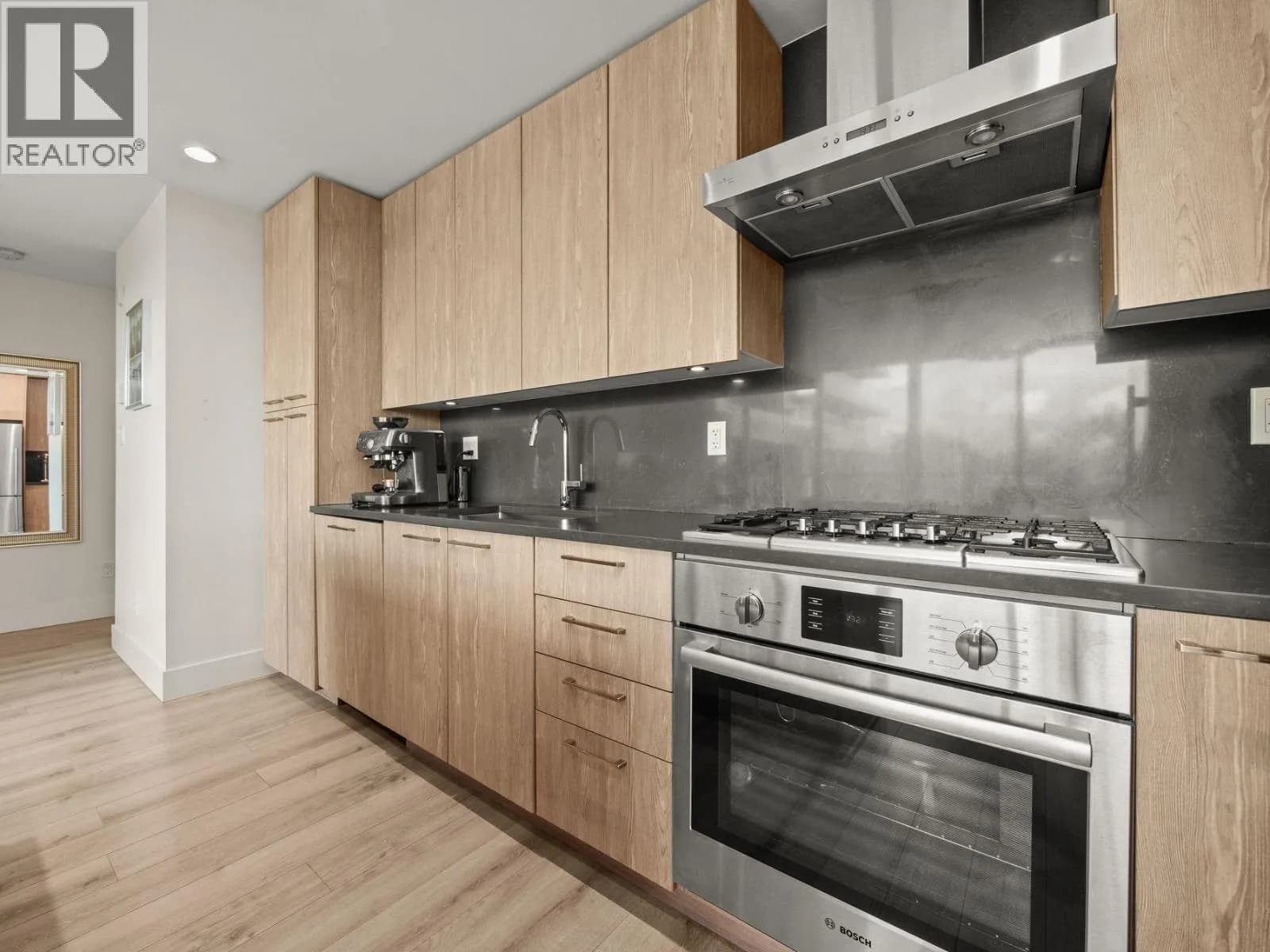 #321 10788 NO. 5 ROAD, Richmond, BC photo 5