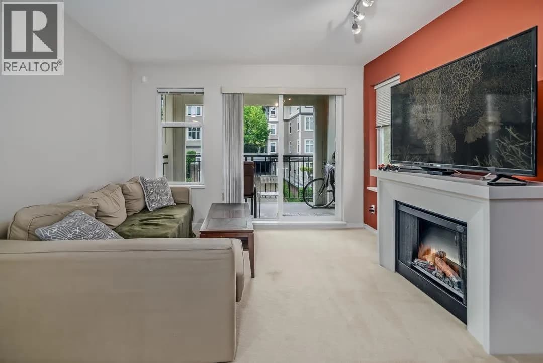 #315 4788 BRENTWOOD DRIVE, Burnaby, BC photo 3