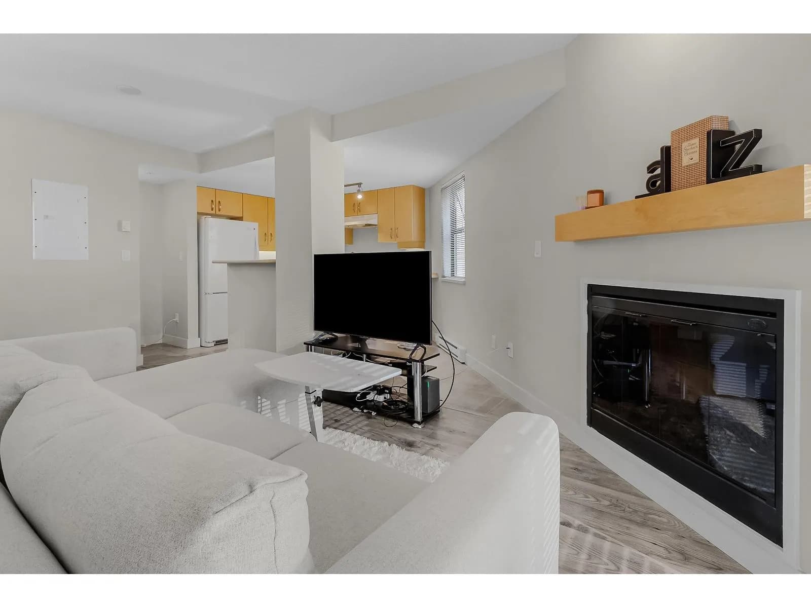 #331 10838 CITY PARKWAY, Surrey, BC photo 5