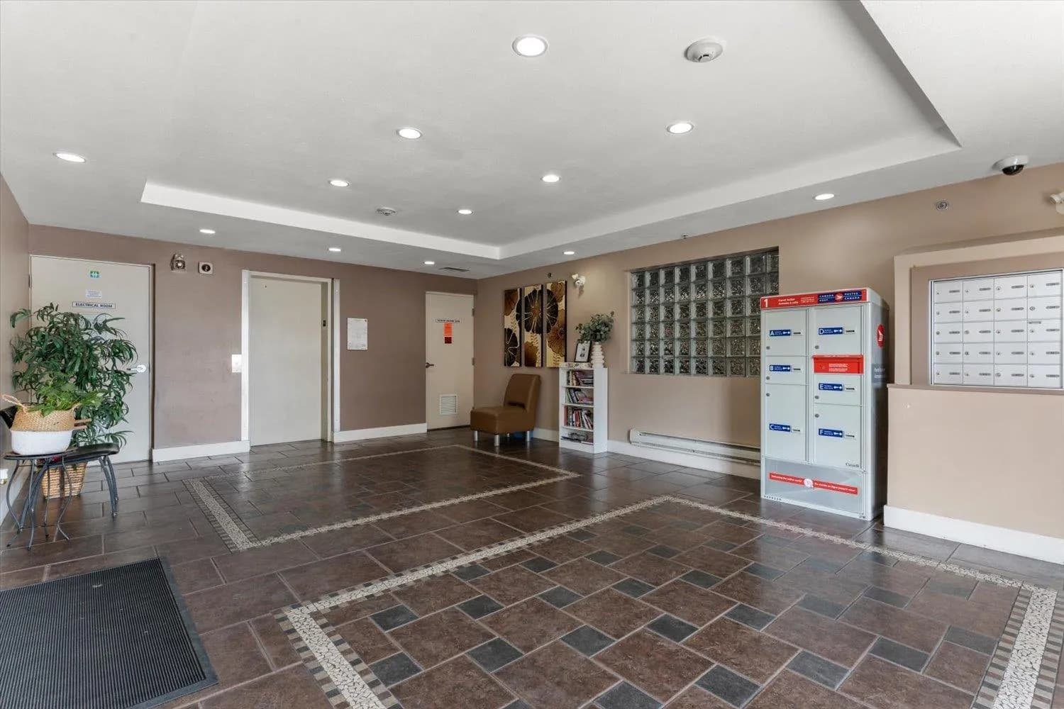 #410 46021 SECOND AVENUE, Chilliwack, BC photo 3