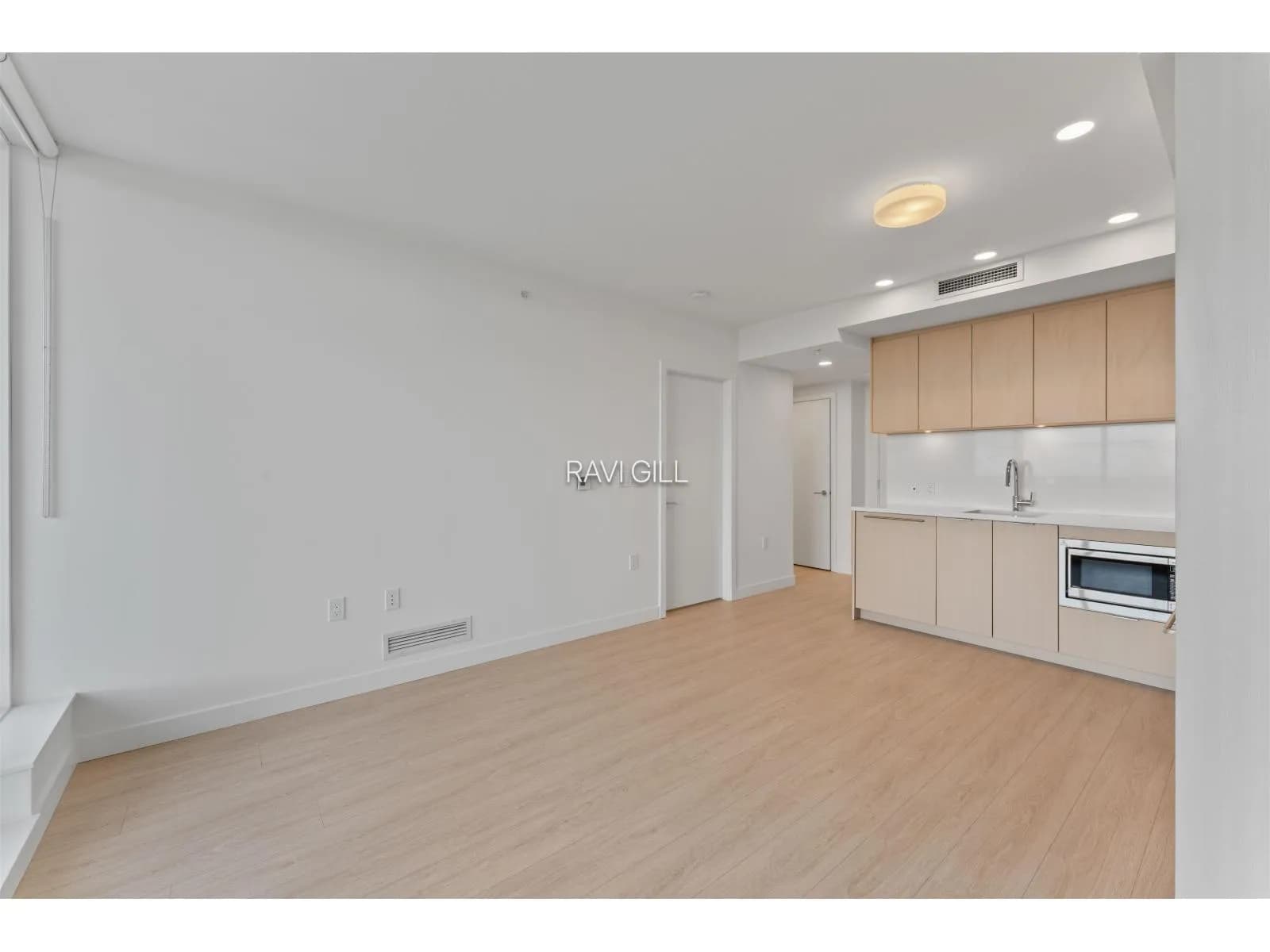 #3012 13675 107A AVENUE, Surrey, BC photo 5