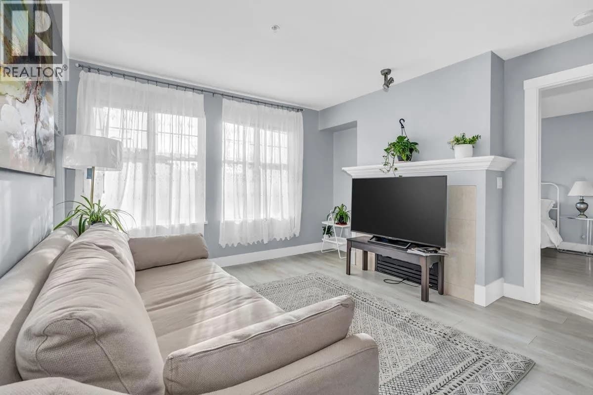 #210 995 W 59TH AVENUE, Vancouver, BC photo 3
