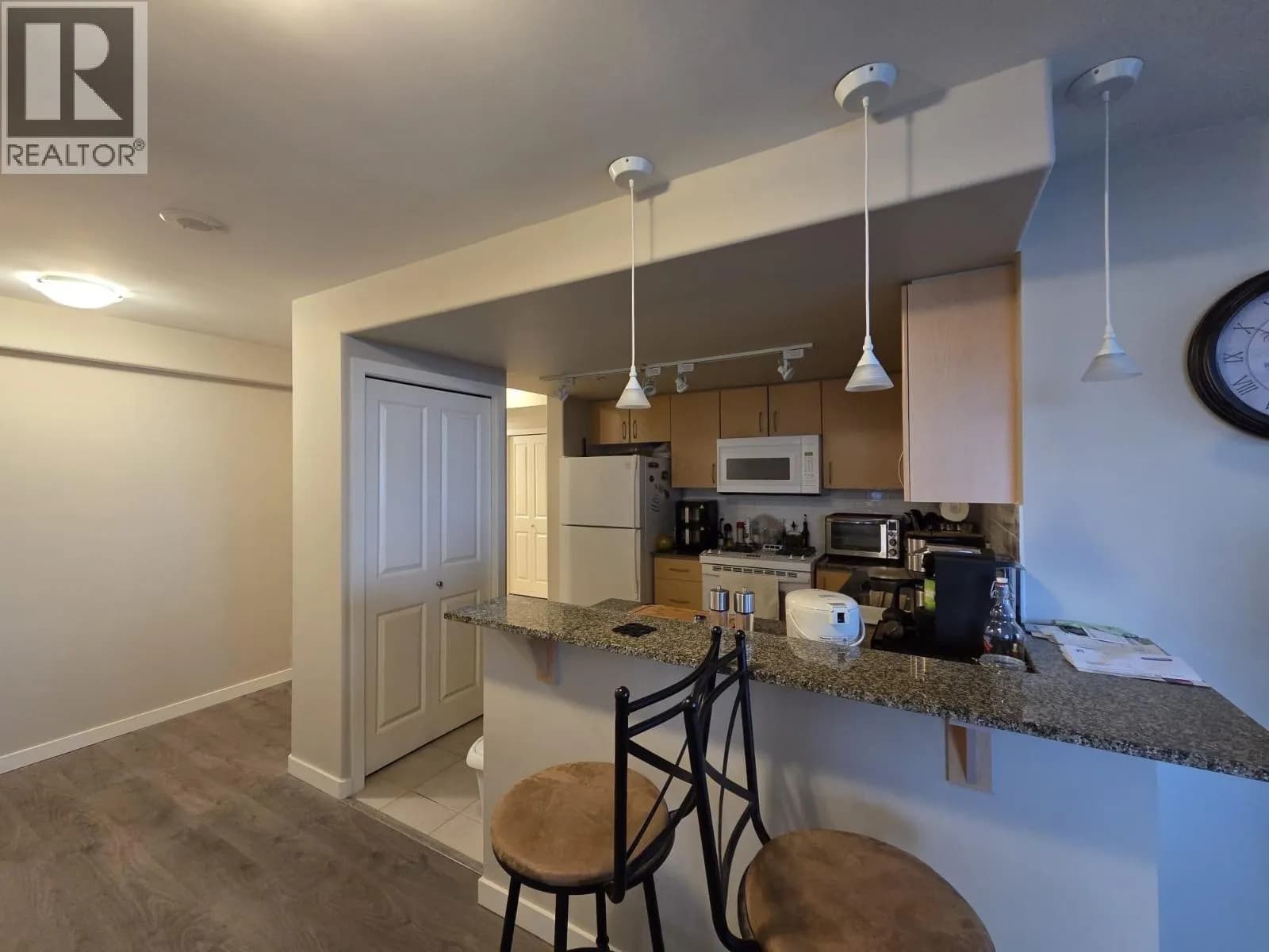 #1805 8460 GRANVILLE AVENUE, Richmond, BC photo 4