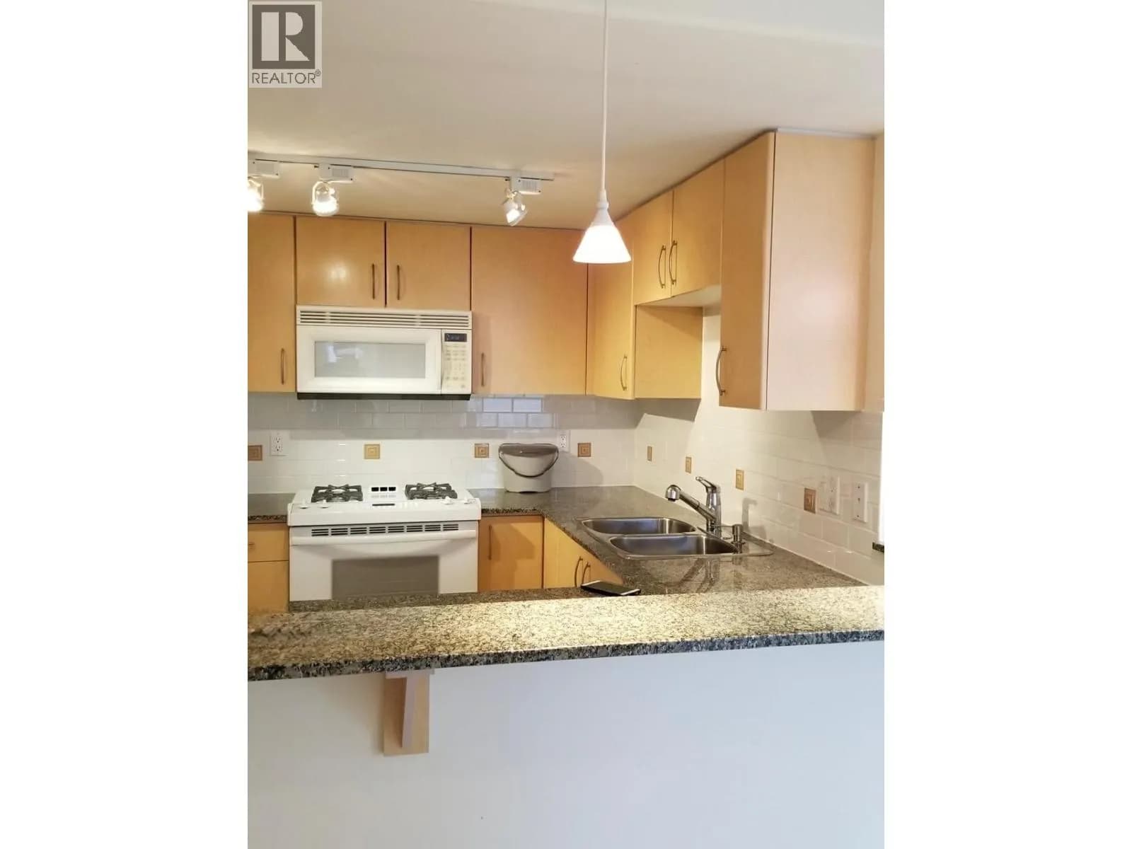 #1805 8460 GRANVILLE AVENUE, Richmond, BC photo 5