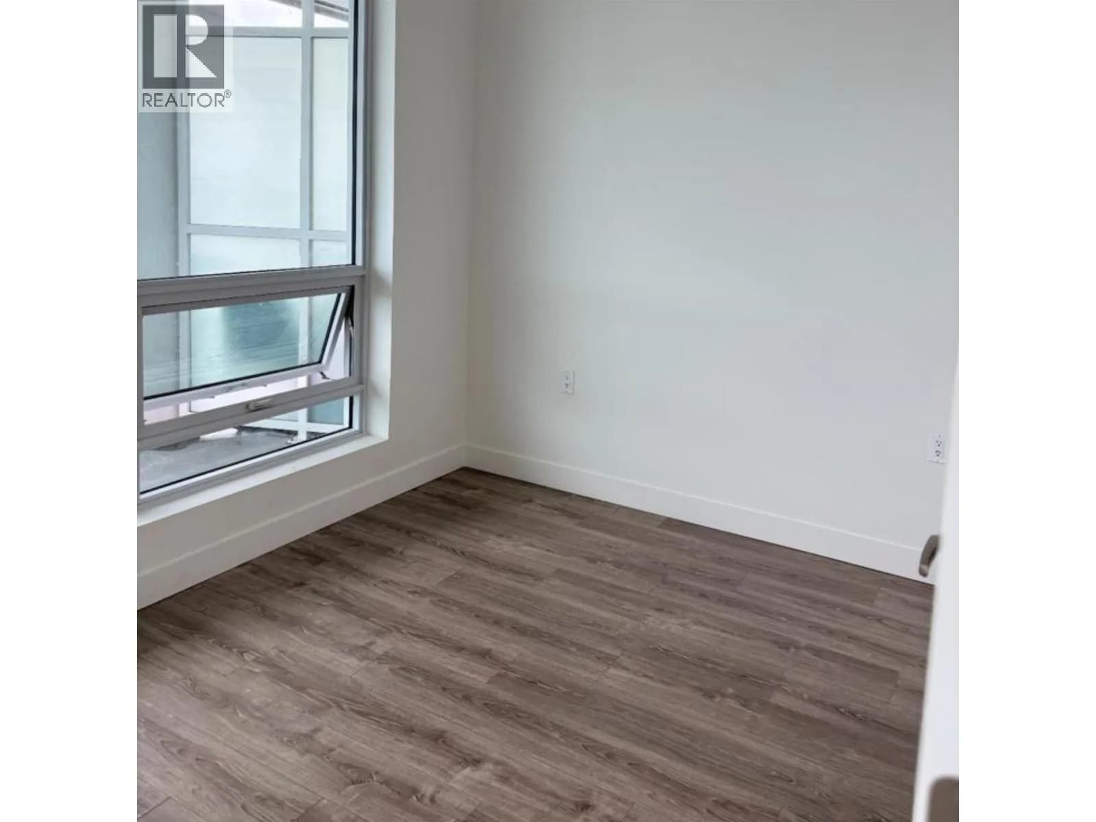 #1508 6320 NO. 3 ROAD, Richmond, BC photo 4