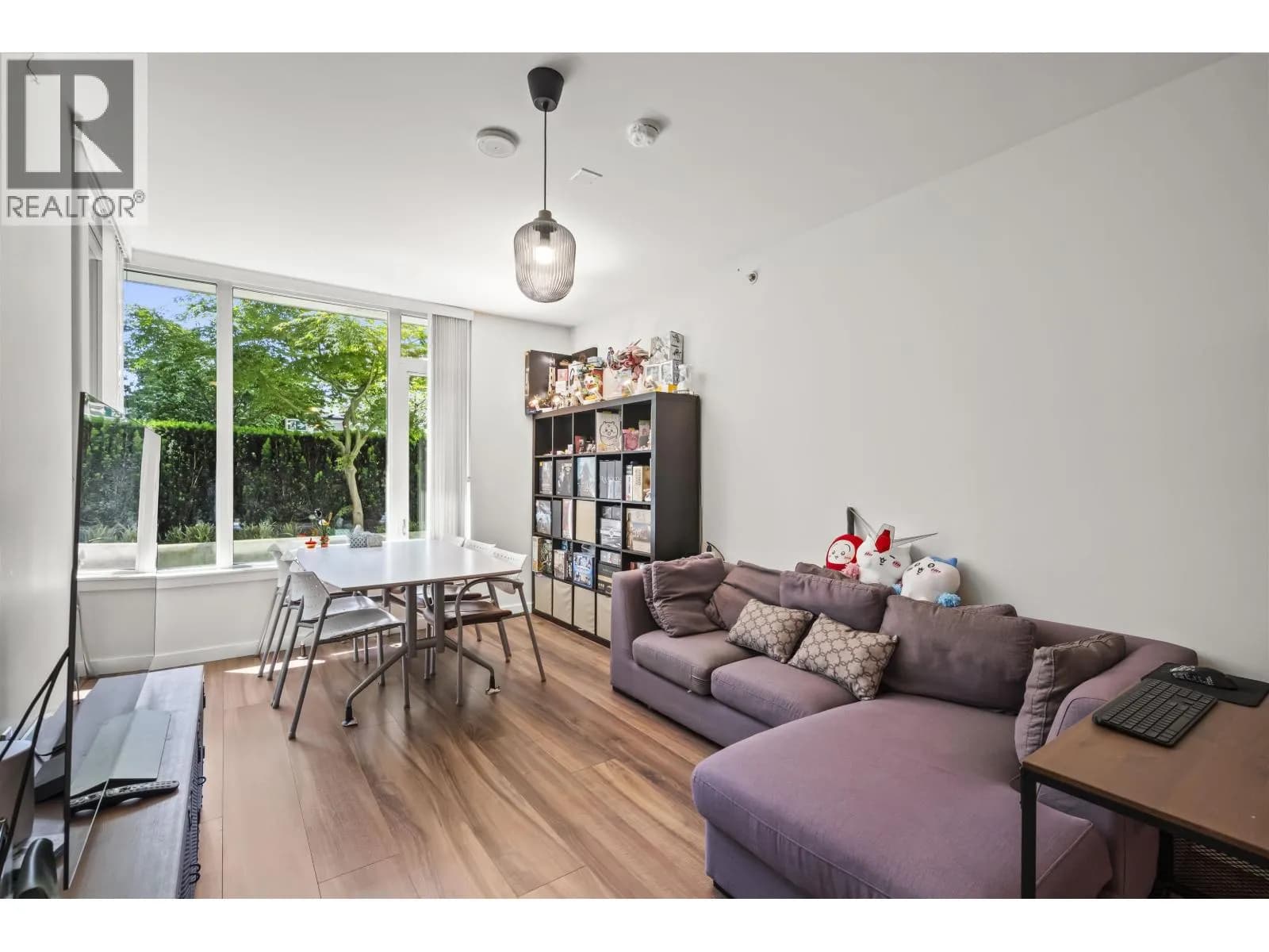 8688 HAZELBRIDGE WAY, Richmond