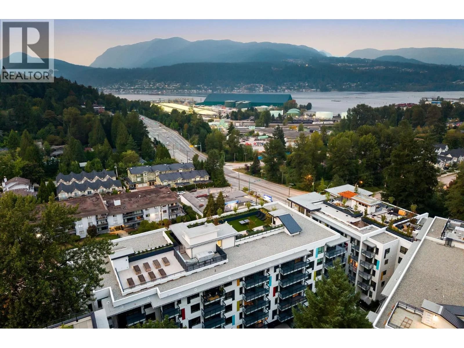 2015 ST. JOHNS STREET, Port Moody