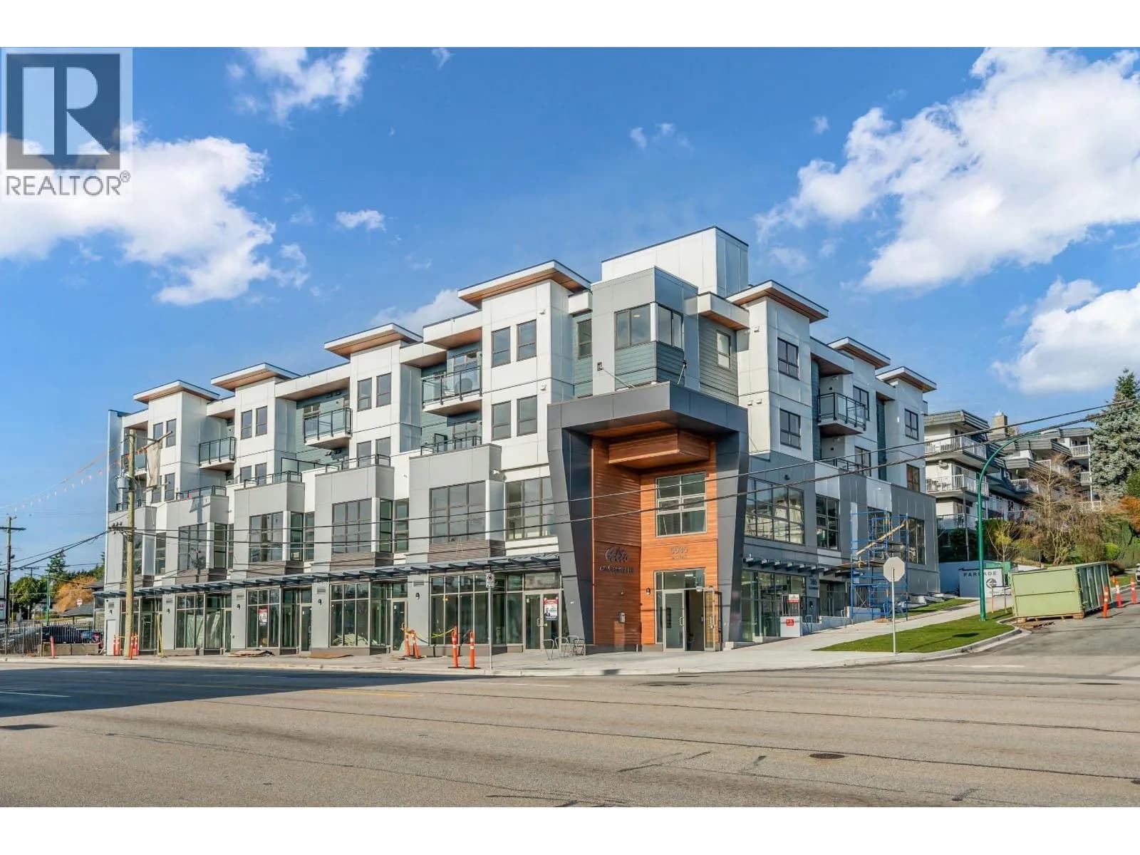 #405 5535 HASTINGS STREET, Burnaby, BC photo 2