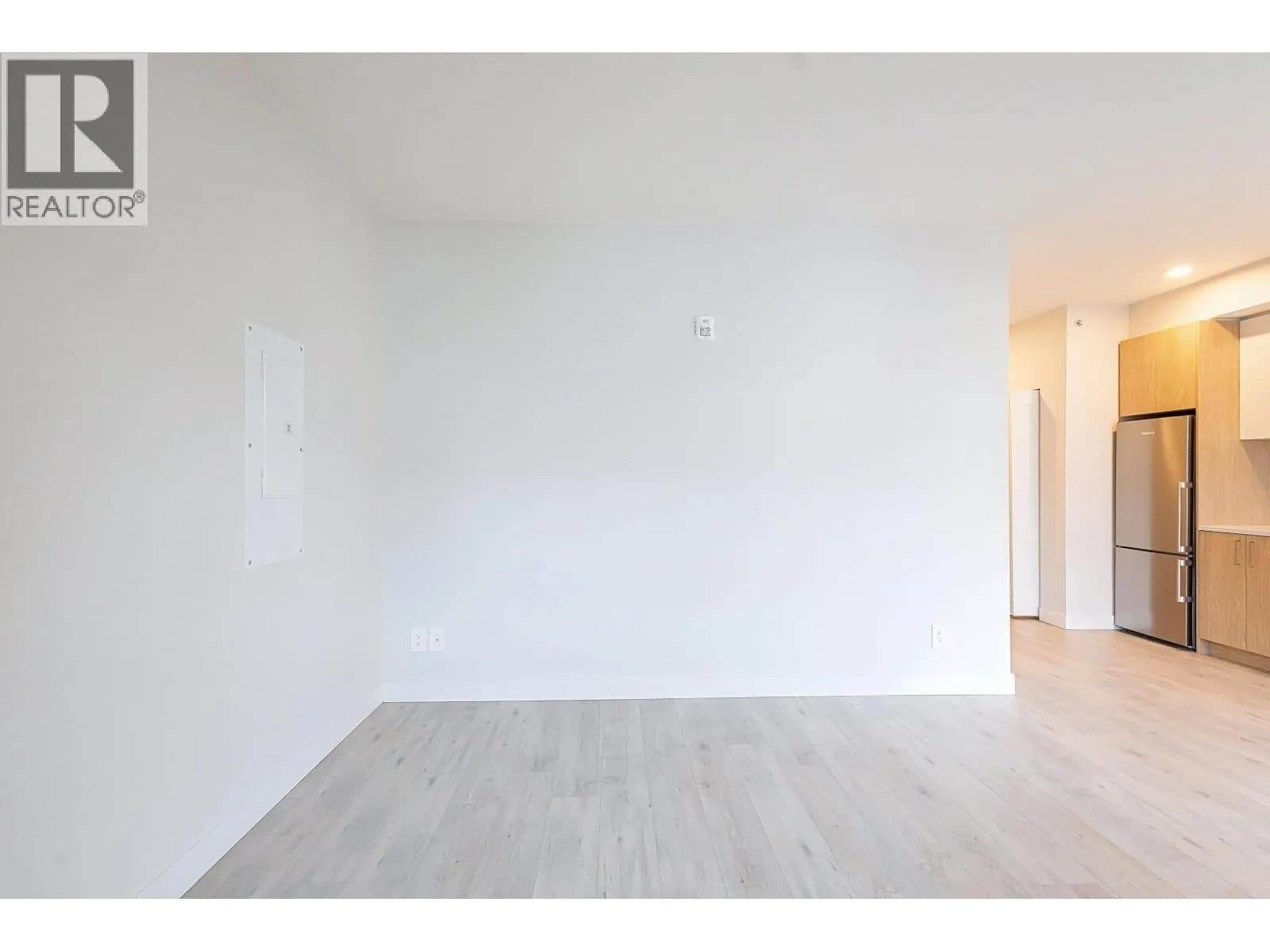 #406 5535 HASTINGS STREET, Burnaby, BC photo 5