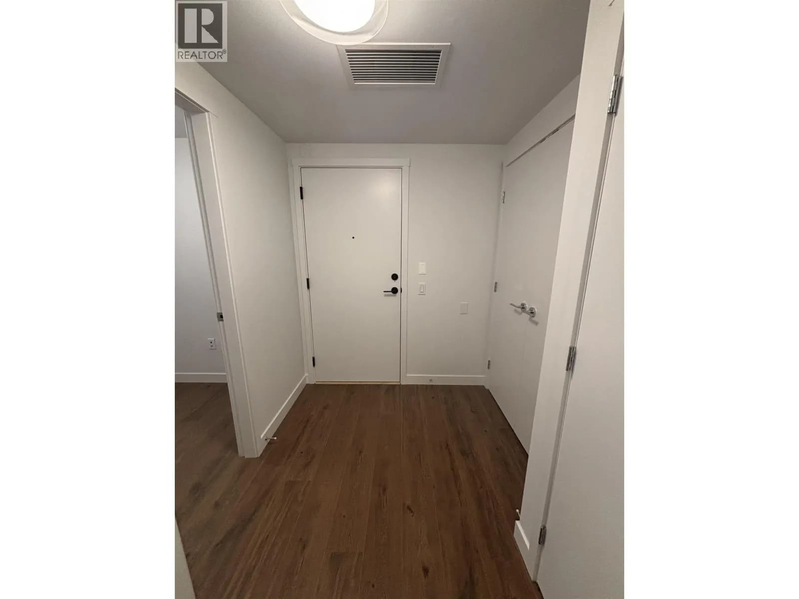 #414 645 COMO LAKE AVENUE, Coquitlam, BC photo 4