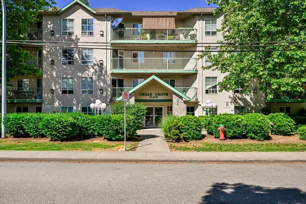 #302 2435 CENTER STREET, Abbotsford, BC photo 2