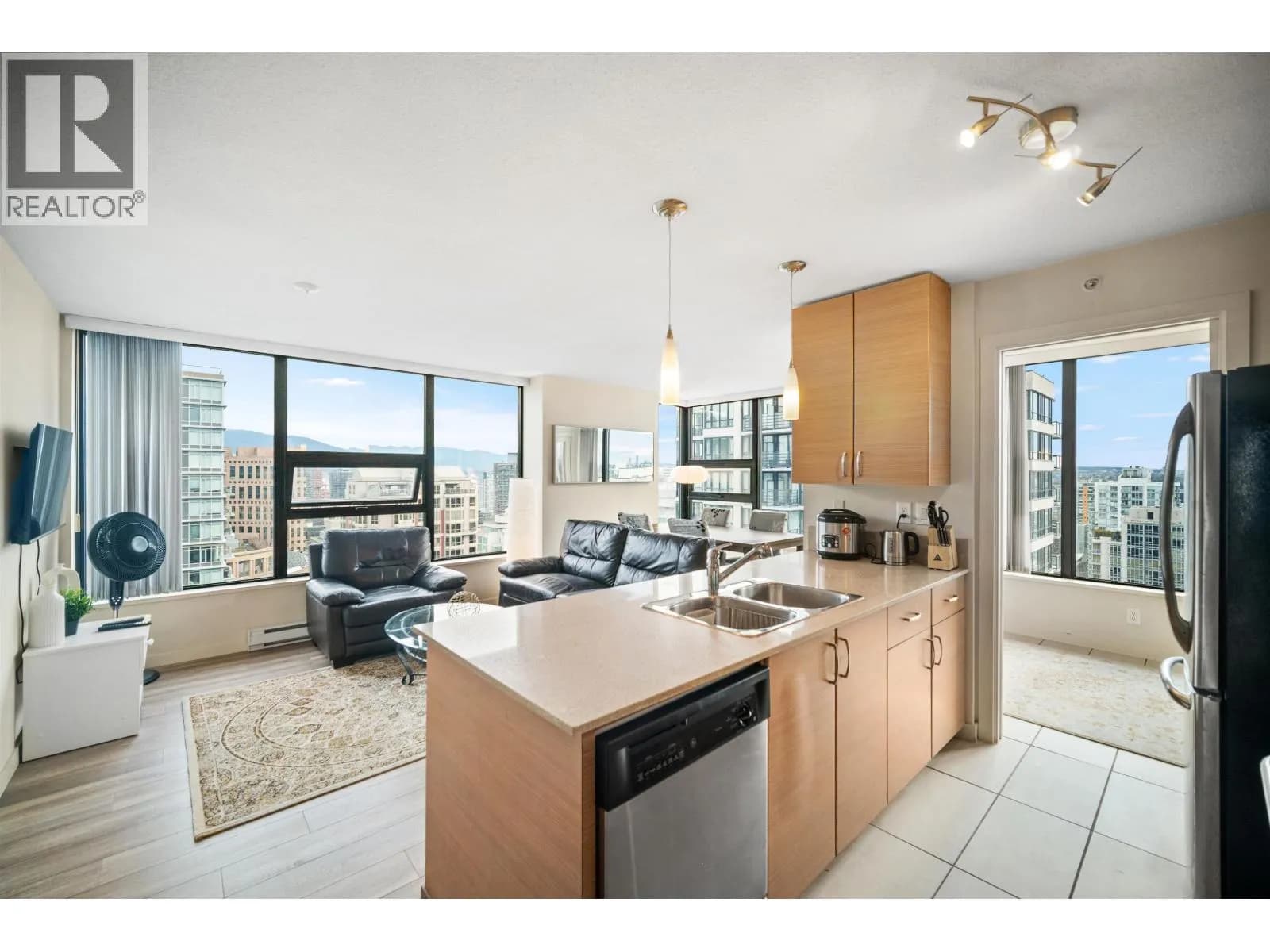 #3104 928 HOMER STREET, Vancouver, BC photo 5