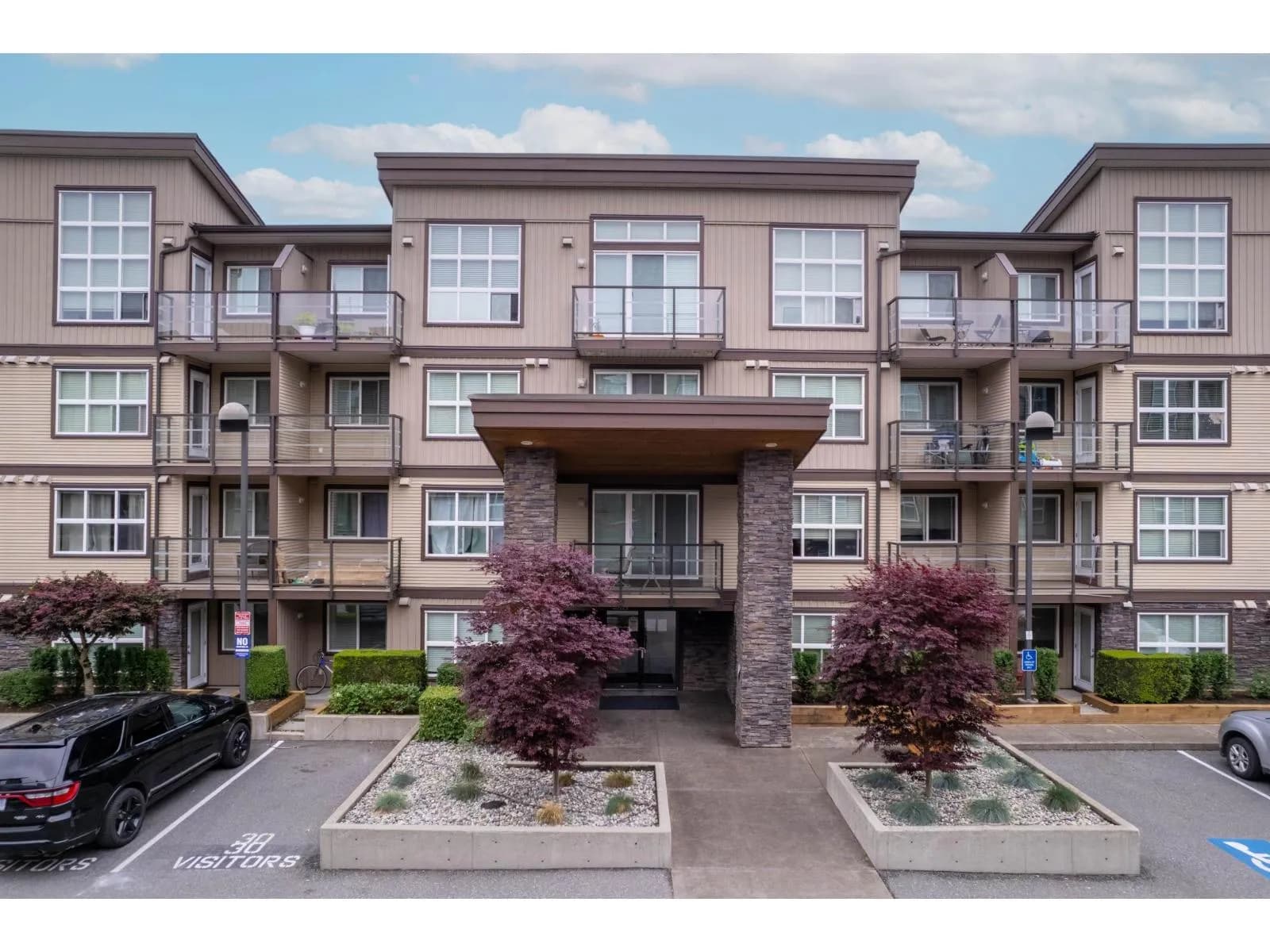 #302 30525 CARDINAL AVENUE, Abbotsford, BC photo 1
