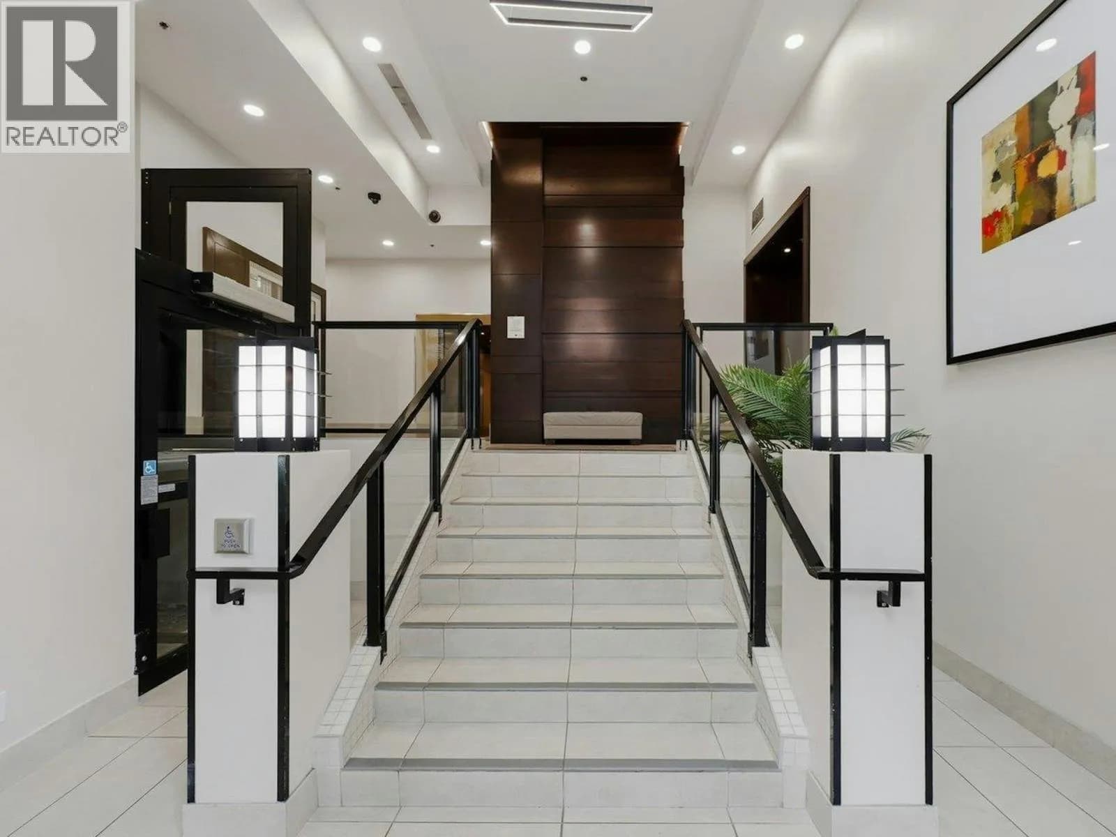 #2604 1255 SEYMOUR STREET, Vancouver, BC photo 3