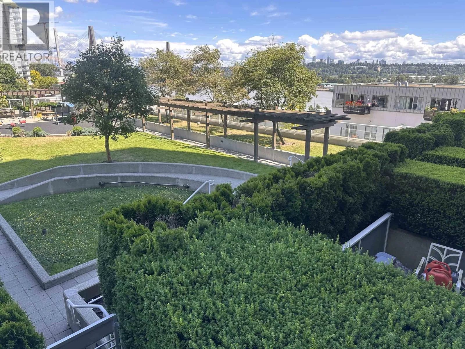 39 SIXTH STREET, New Westminster