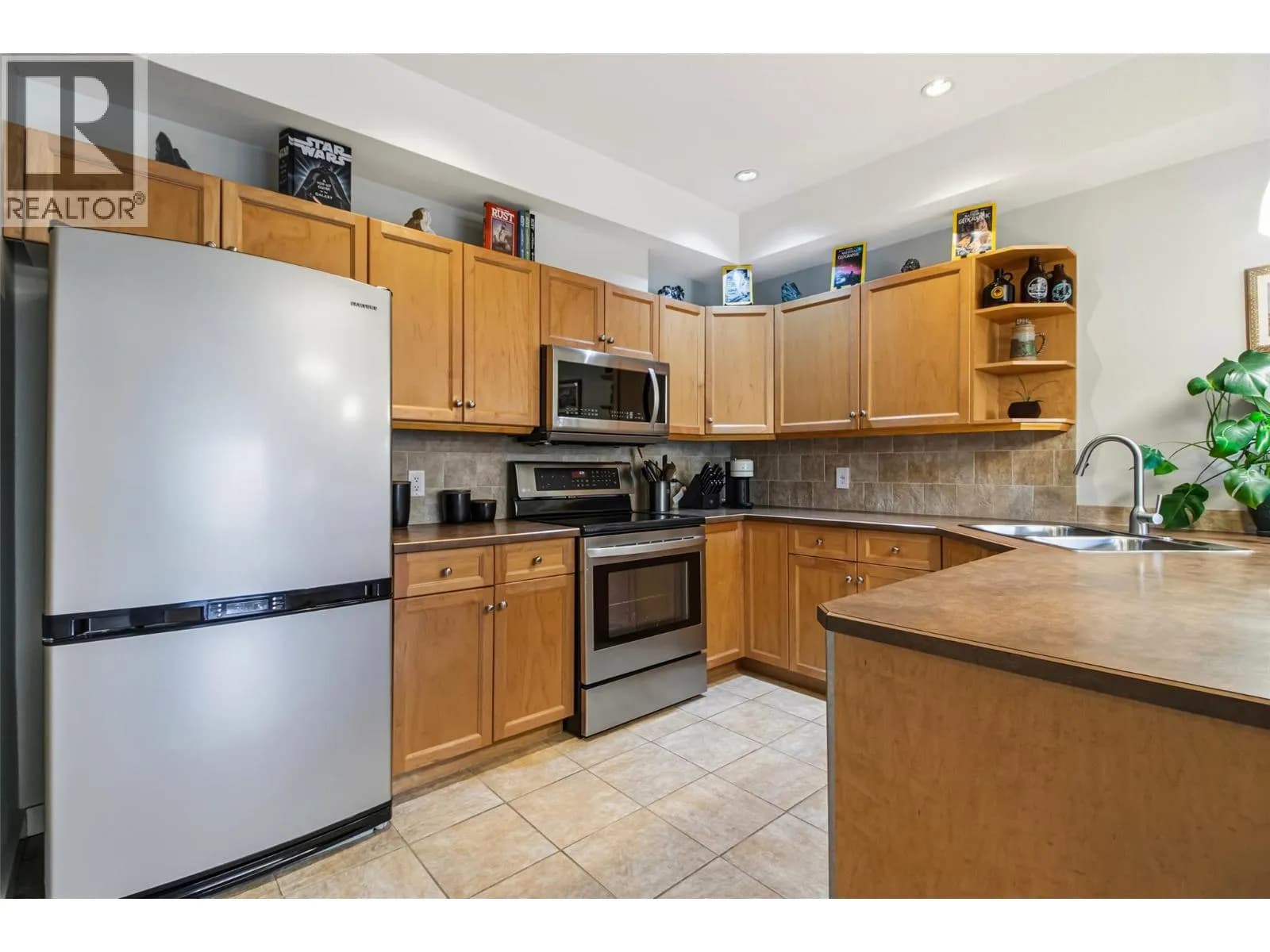 #110 2120 Shannon Ridge Drive, West Kelowna, BC photo 5