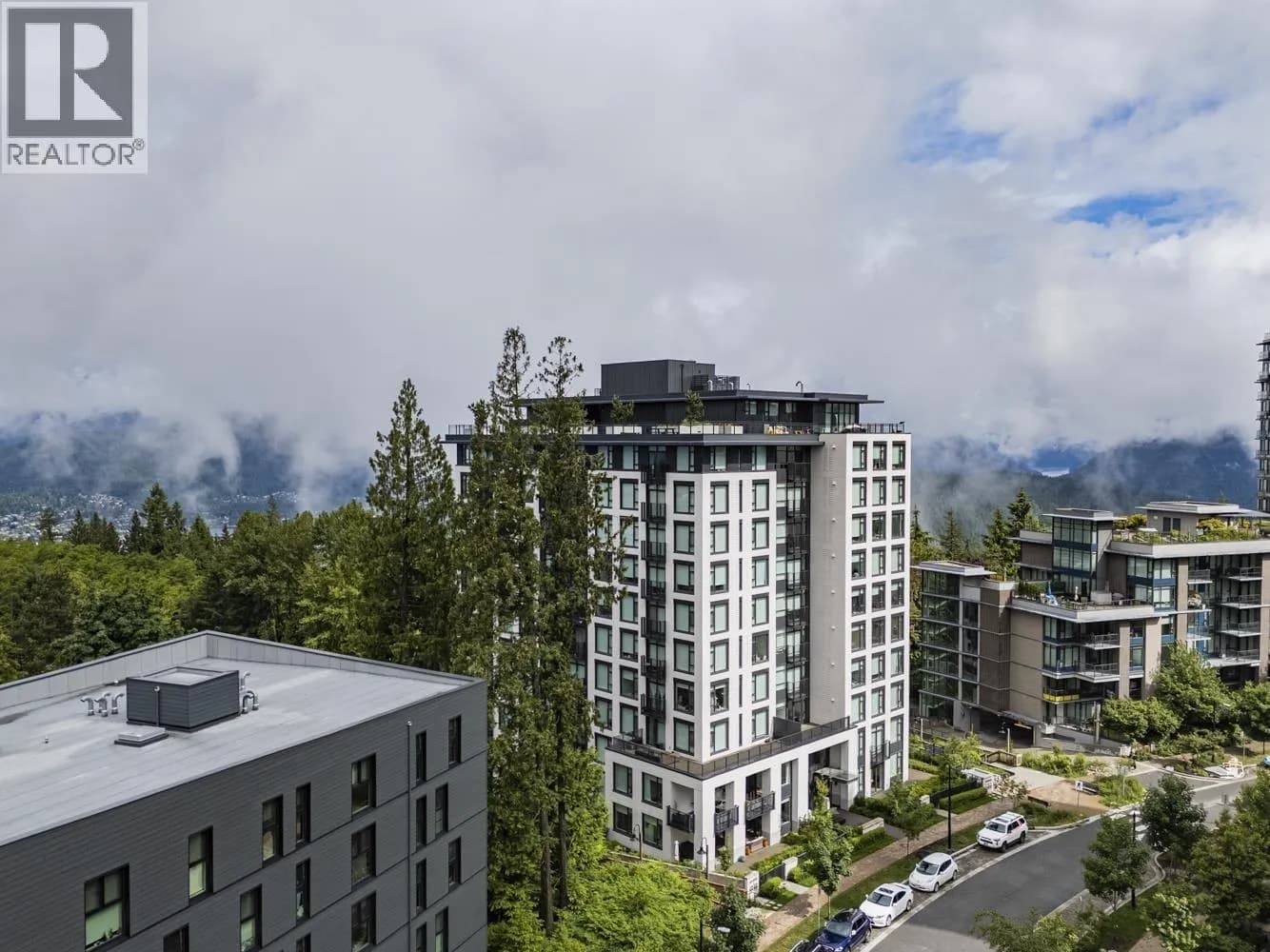 #809 8750 UNIVERSITY CRESCENT, Burnaby, BC photo 2