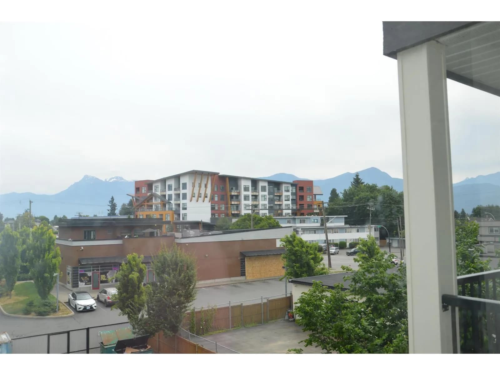 46289 YALE ROAD, Chilliwack