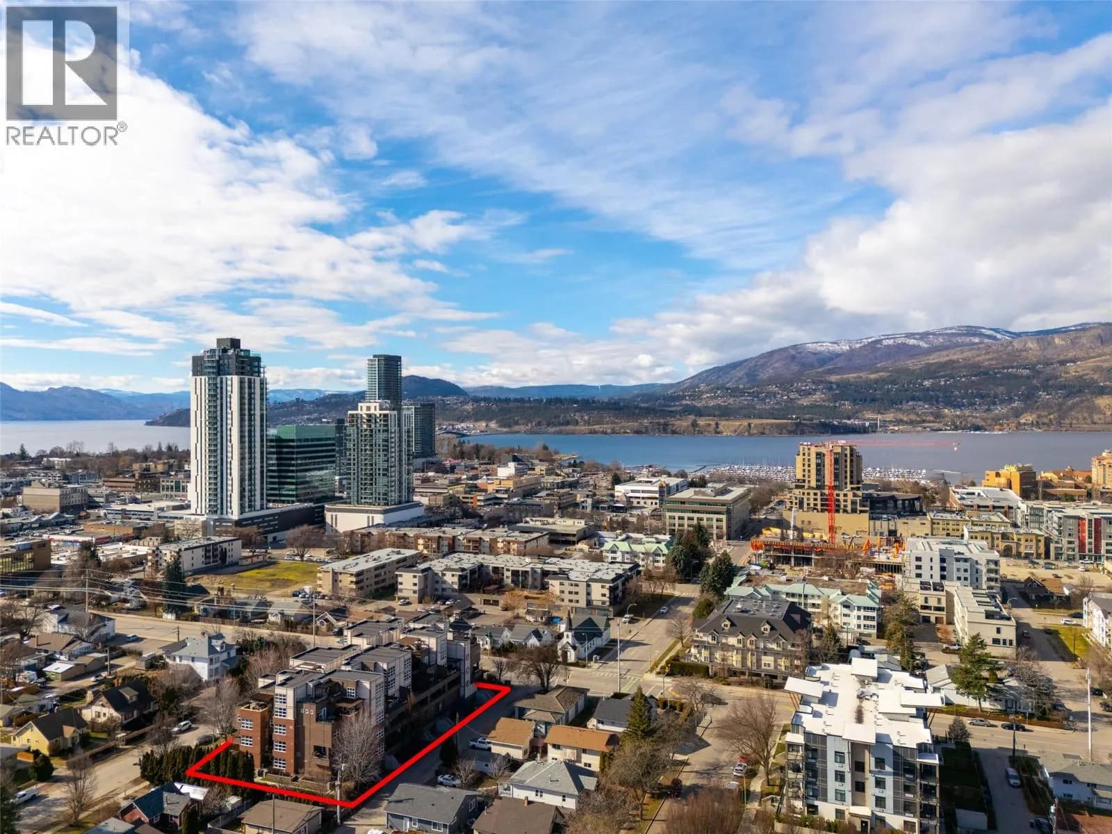 #203 700 Martin Avenue, Kelowna, BC photo 2