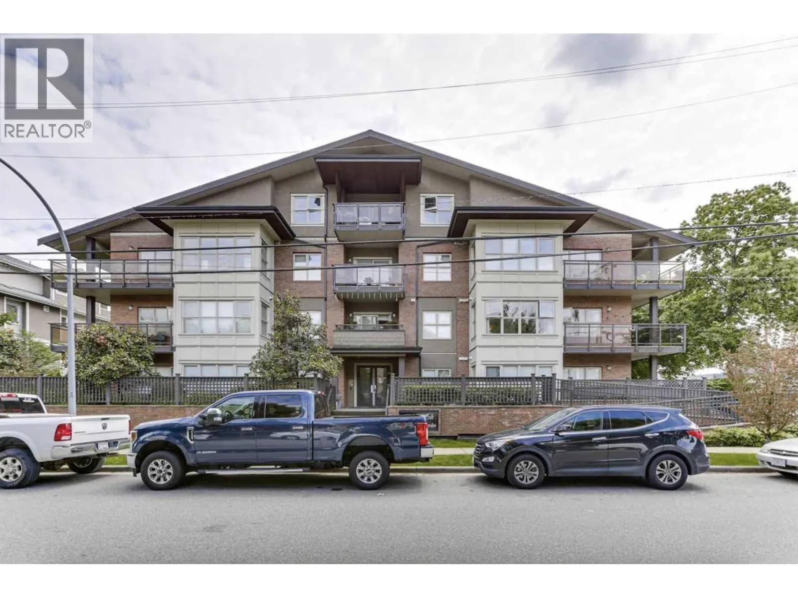 1988 Suffolk Avenue, Port Coquitlam