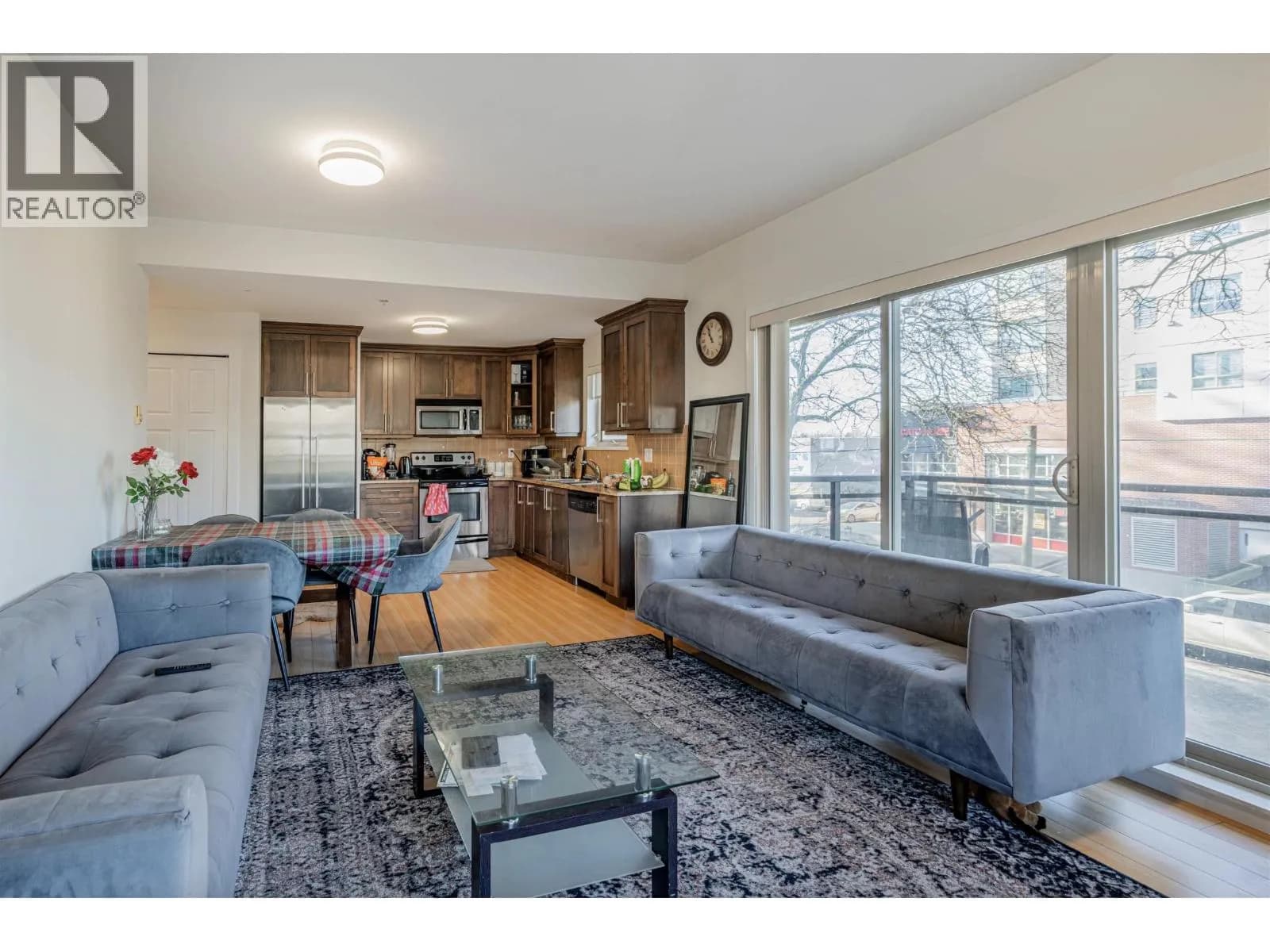 #203 1988 SUFFOLK AVENUE, Port Coquitlam, BC photo 5