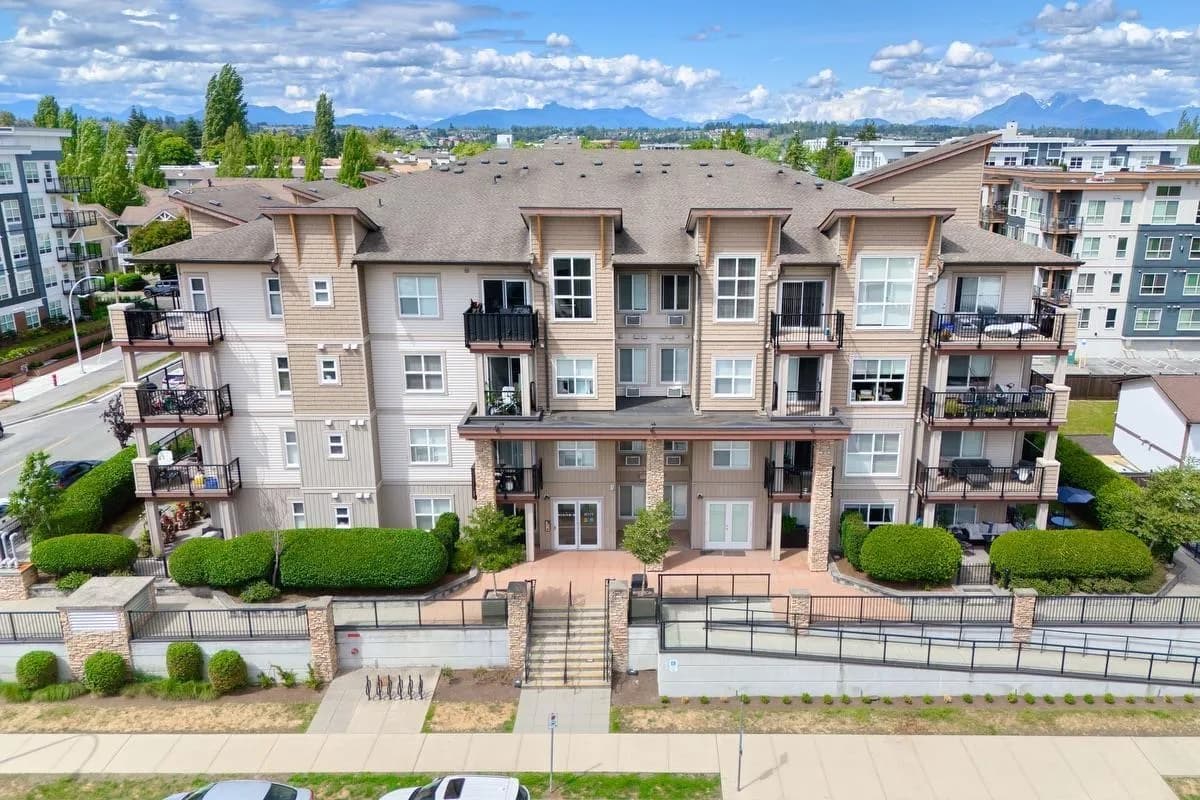 20175 53 AVENUE, Langley