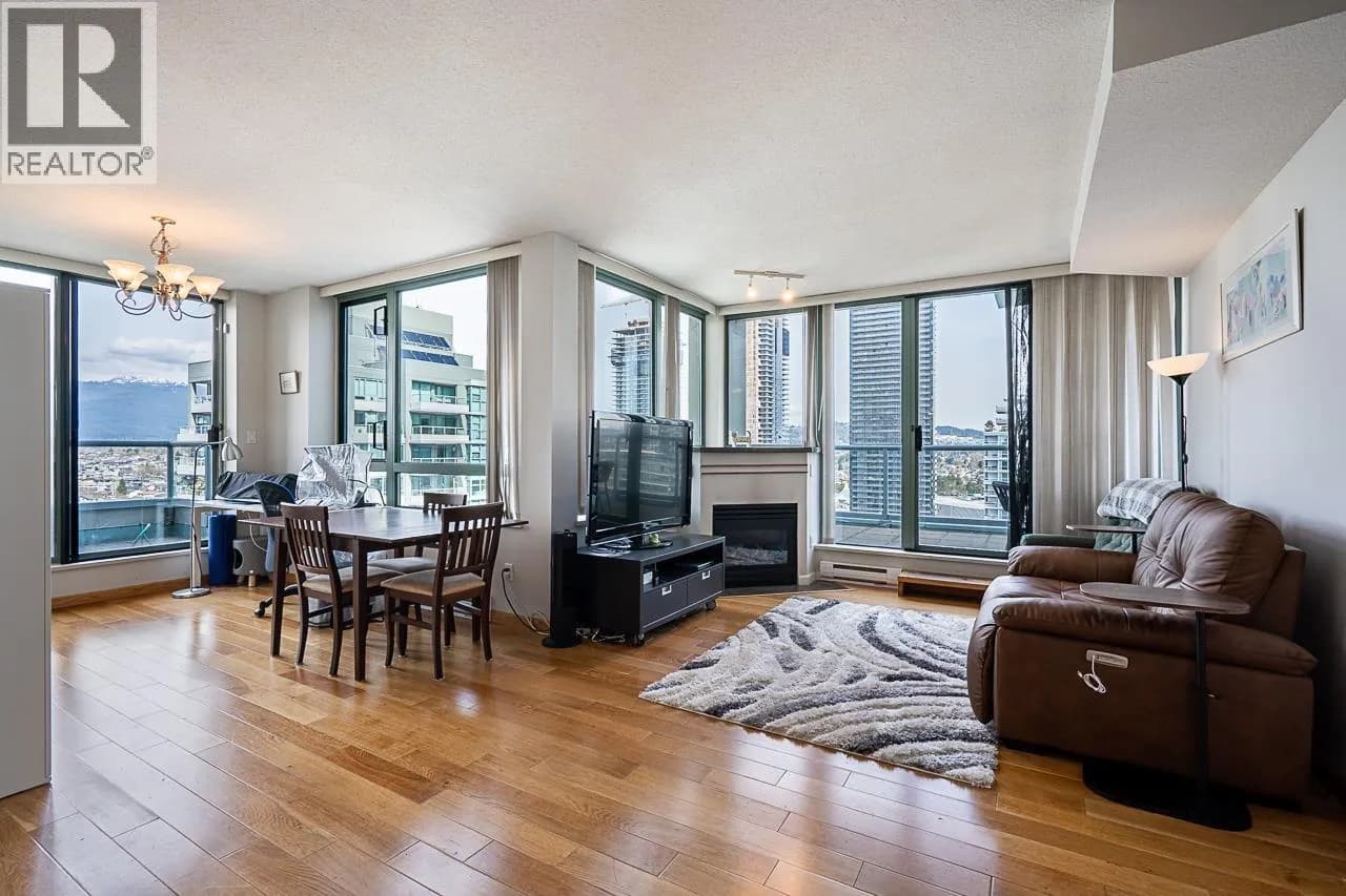 #2504 4398 BUCHANAN STREET, Burnaby, BC photo 3