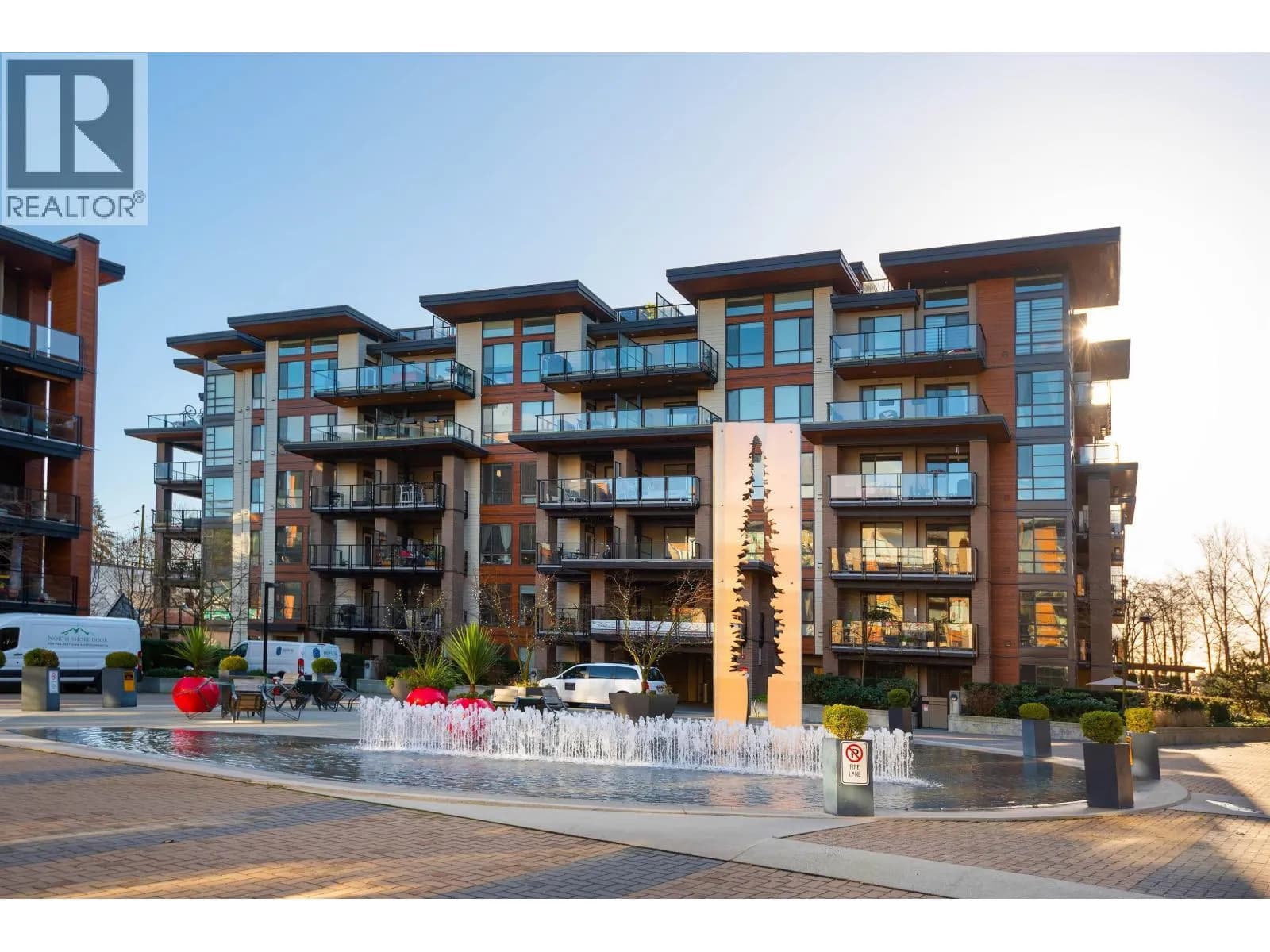 719 W 3RD STREET, North Vancouver