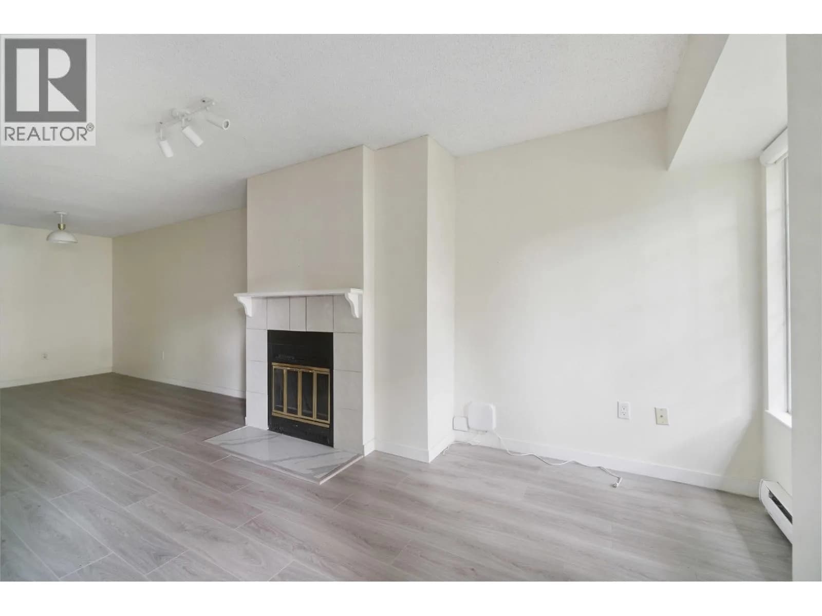 #218 7591 MOFFATT ROAD, Richmond, BC photo 5