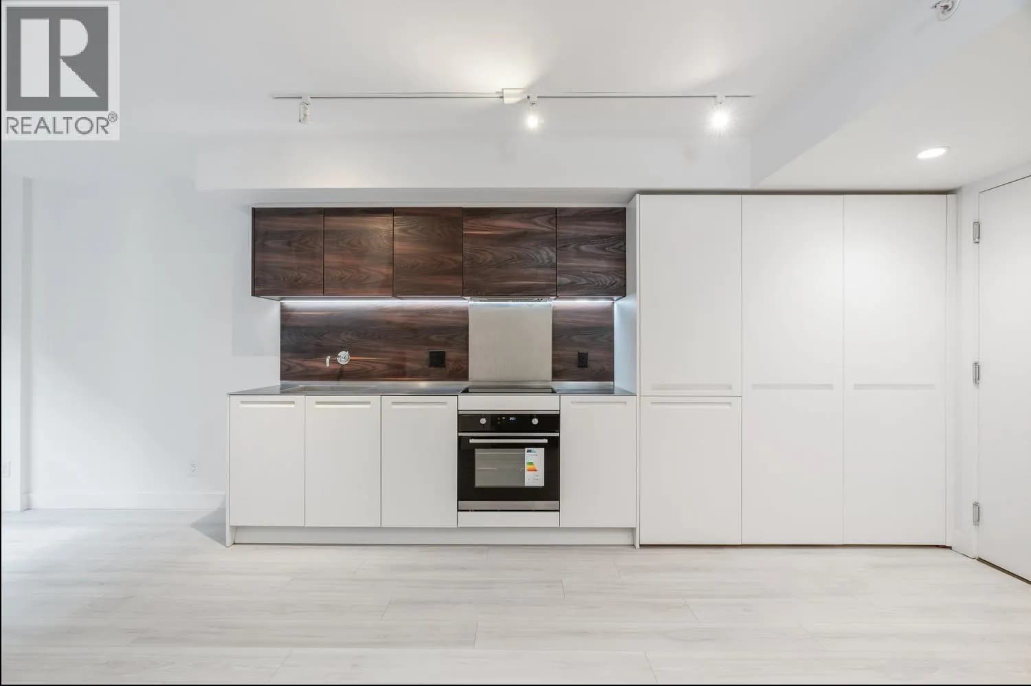 1133 HORNBY STREET, Vancouver