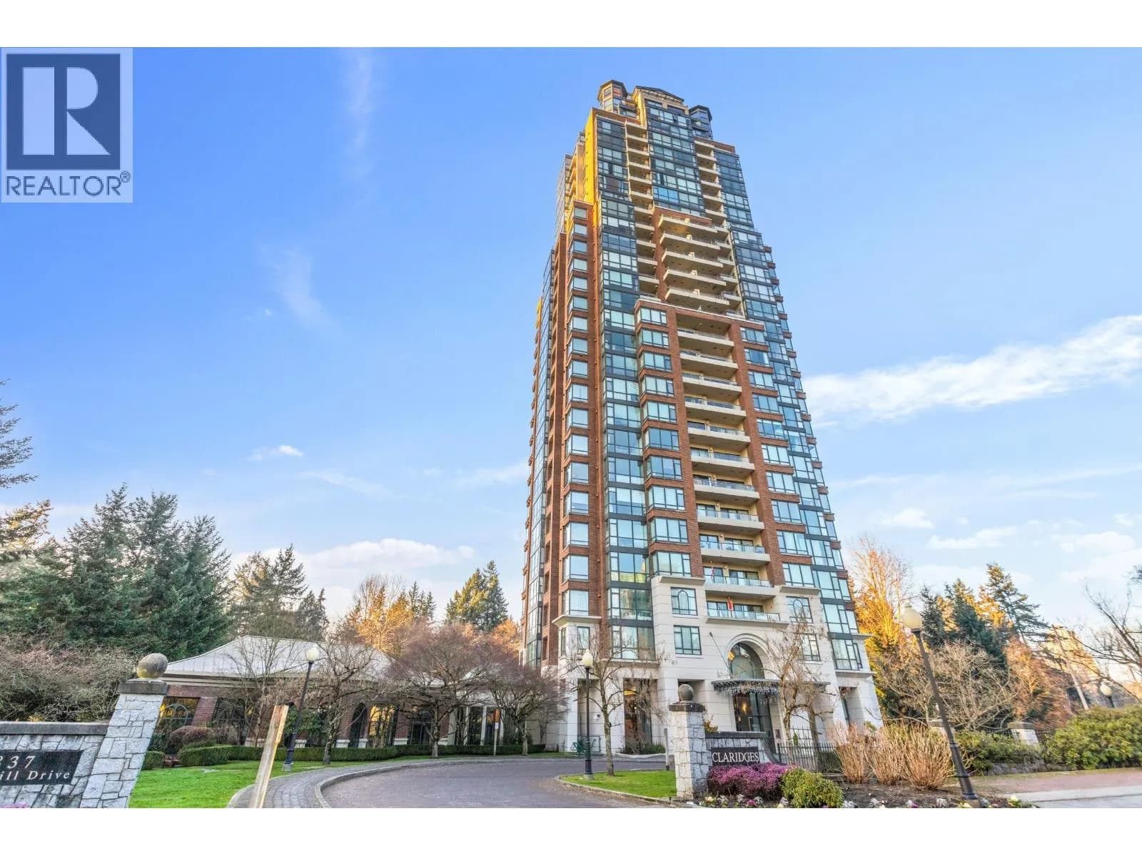 6837 STATION HILL DRIVE, Burnaby