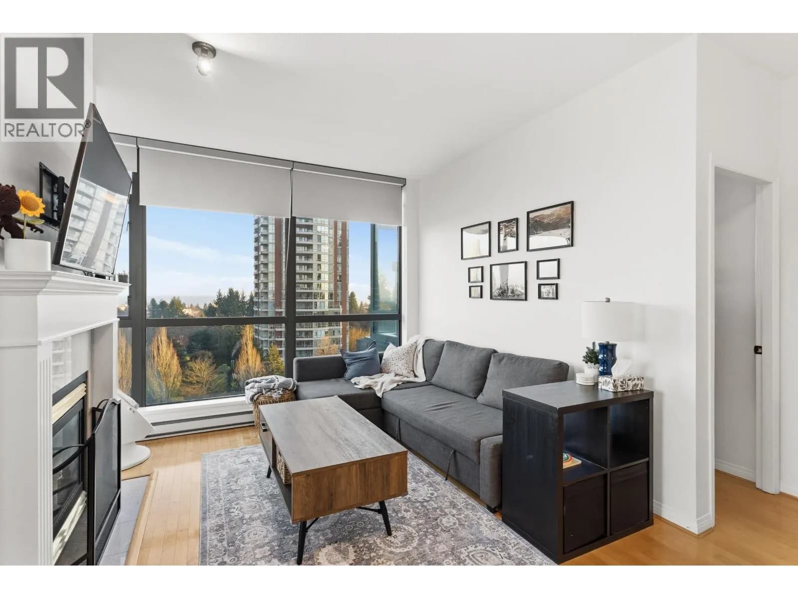 #1003 6837 STATION HILL DRIVE, Burnaby, BC photo 4