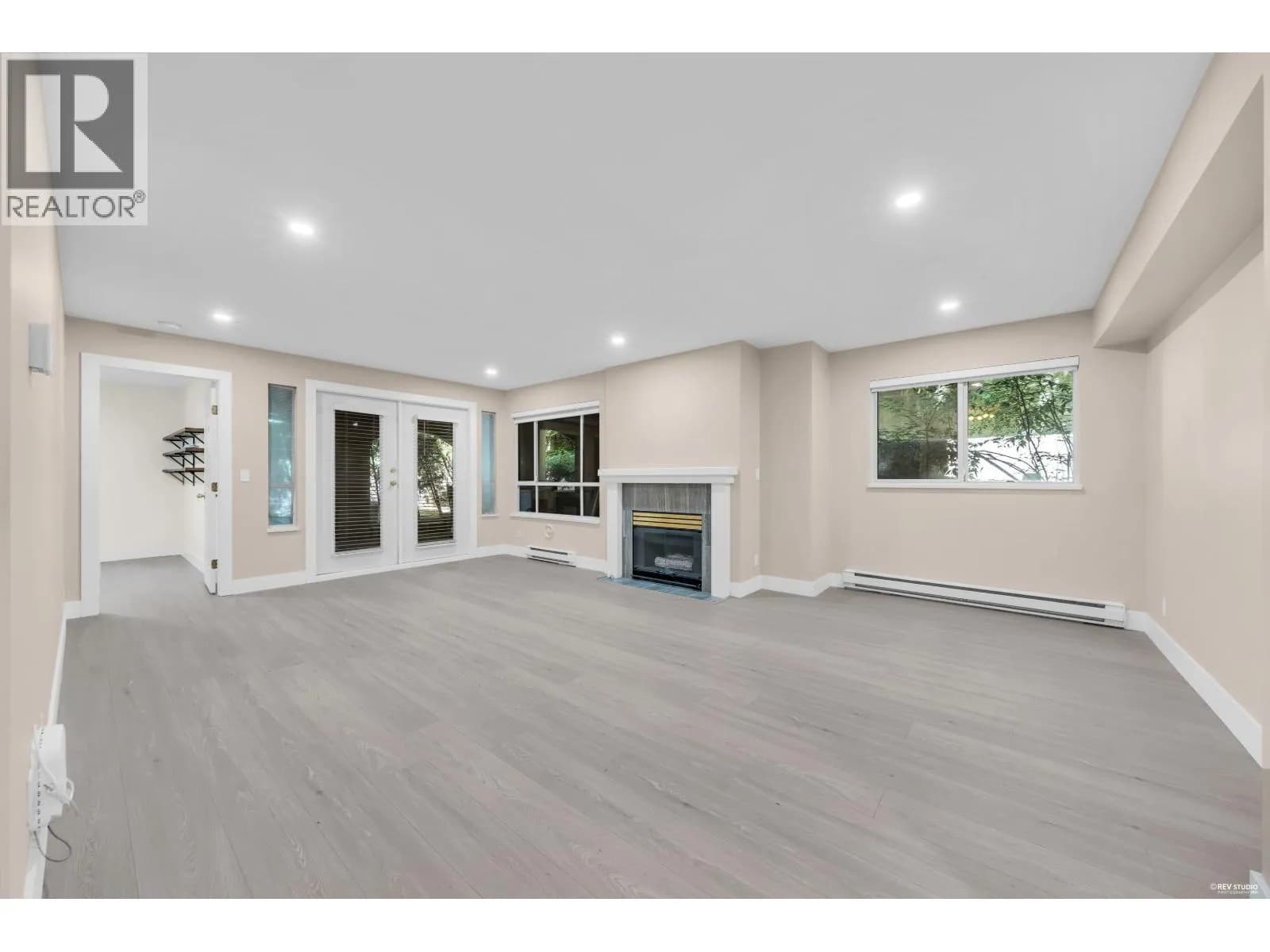 #107 515 WHITING WAY, Coquitlam, BC photo 1
