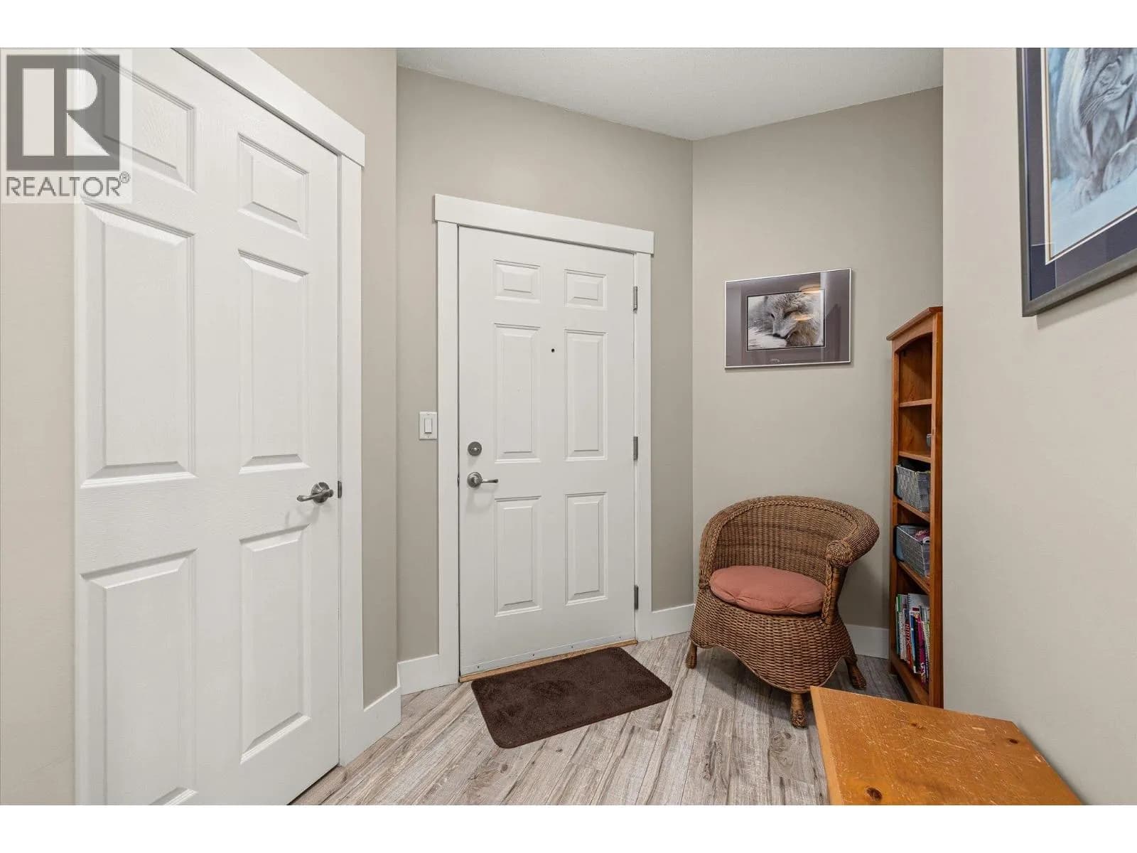 #302 1235 KLO Road, Kelowna, BC photo 3