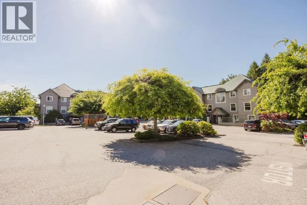 #2 622 FARNHAM ROAD, Gibsons, BC photo 2