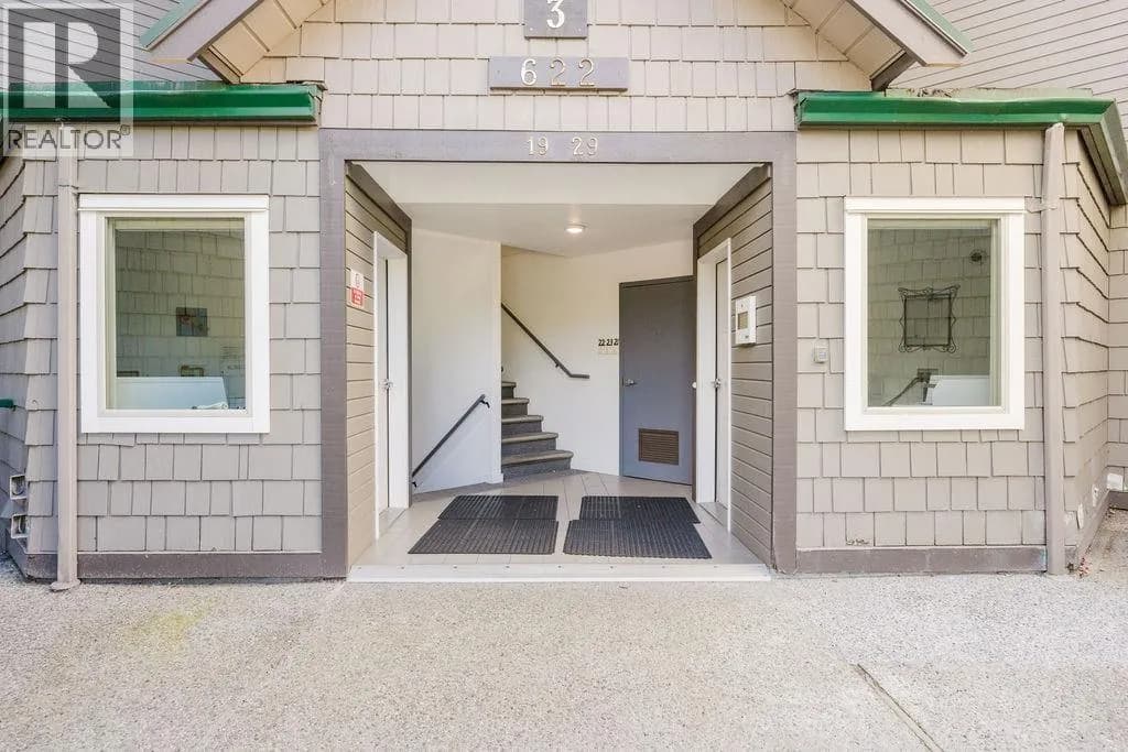 #2 622 FARNHAM ROAD, Gibsons, BC photo 3