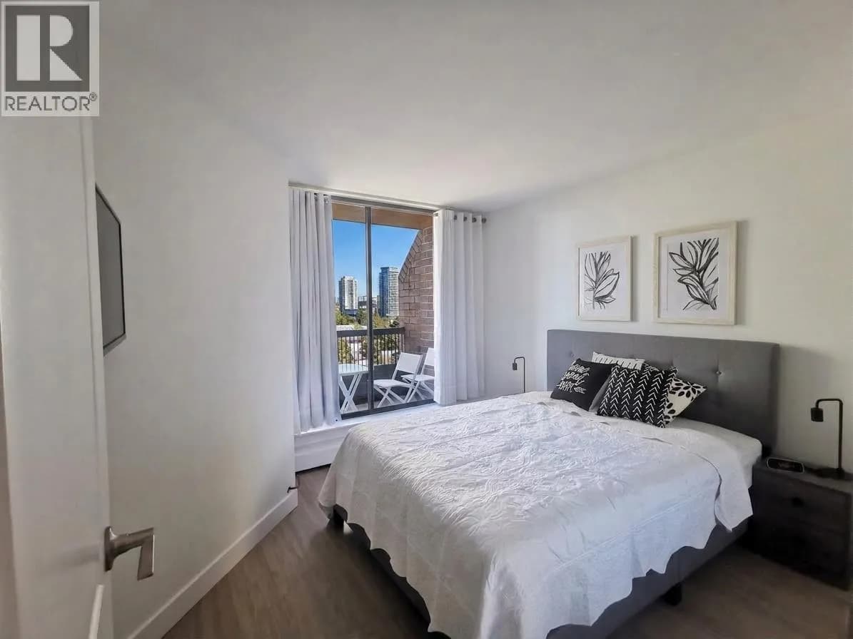 #806 1330 BURRARD STREET, Vancouver, BC photo 2