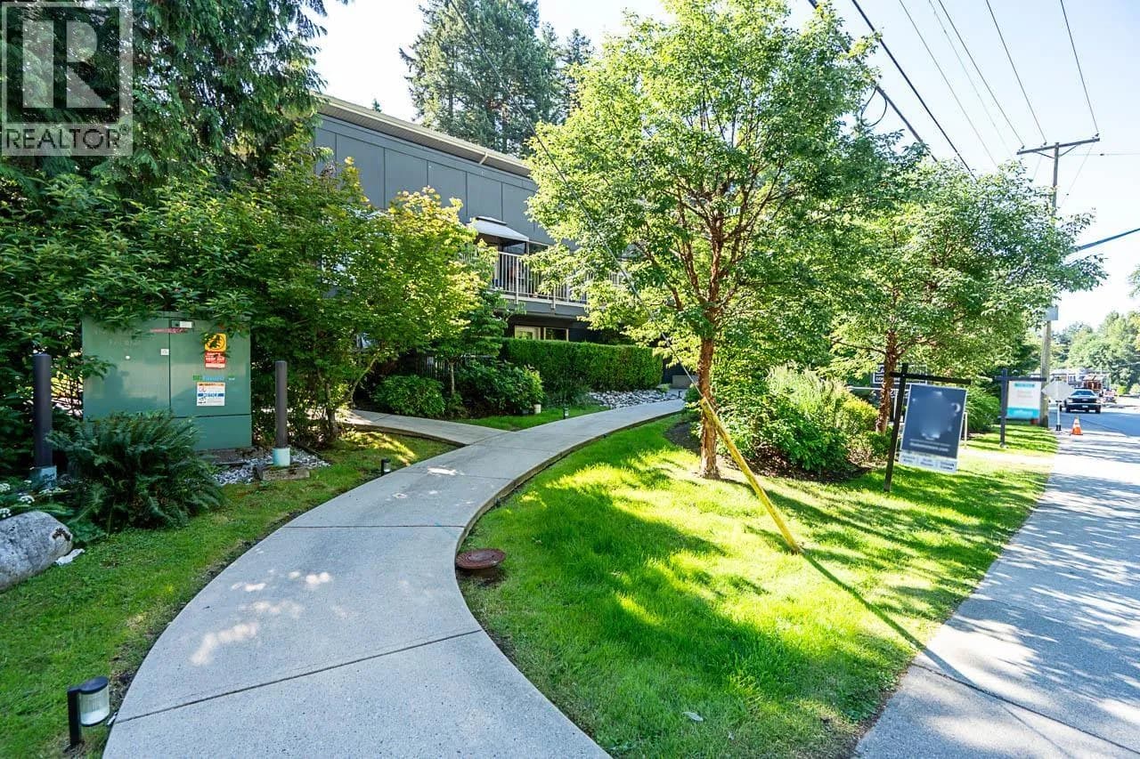 #206 2832 CAPILANO ROAD, North Vancouver, BC photo 3